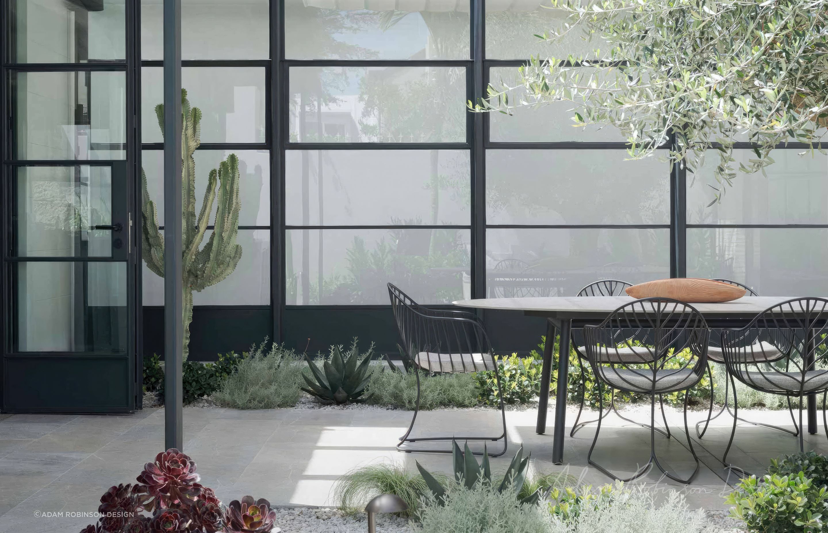 upADAMROBINSONDESIGNSydneyPaddingtonHomeresidentiallandscapedesignproject08-fix-standard-scale-200x.jpg