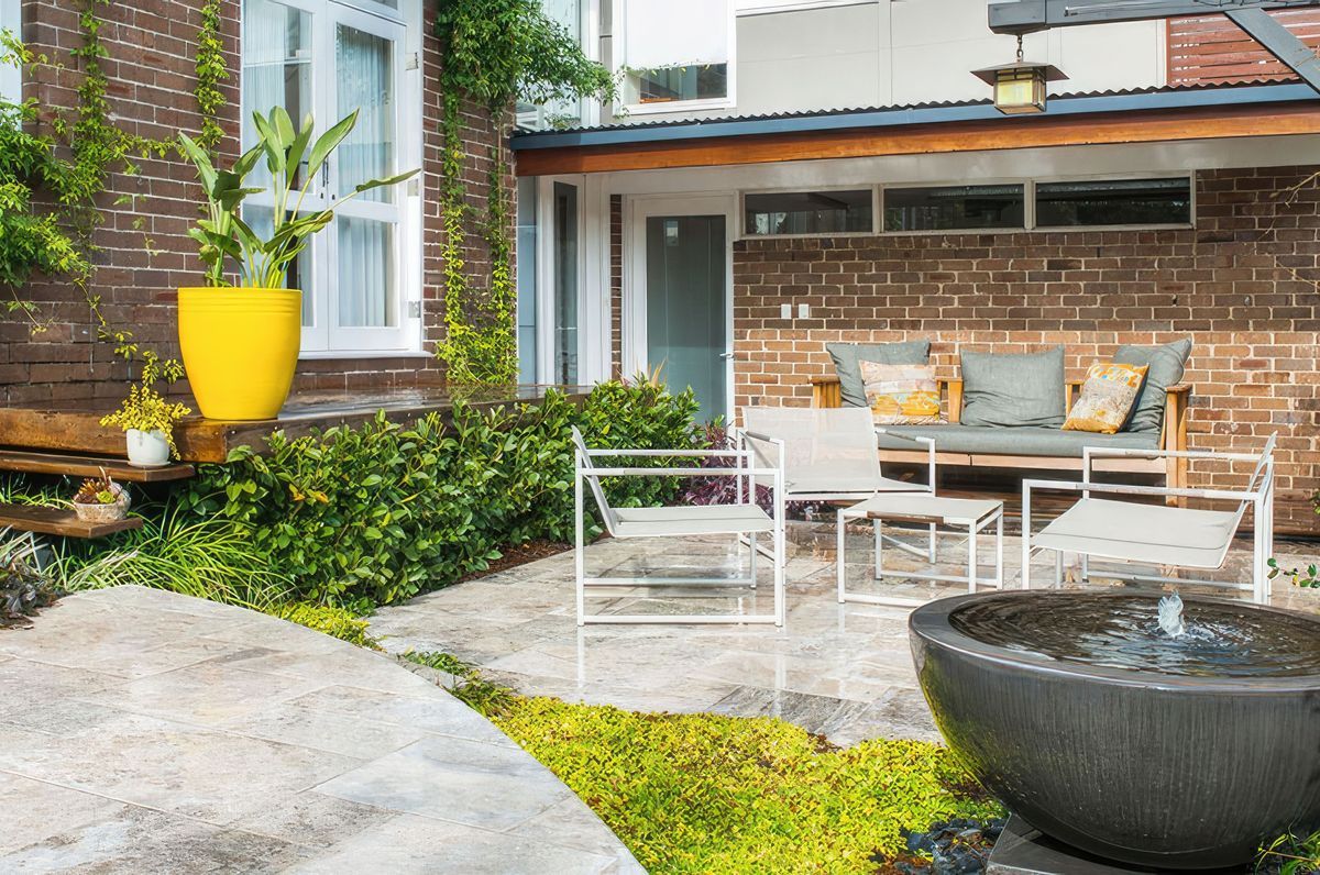 Piper Street | Exterior