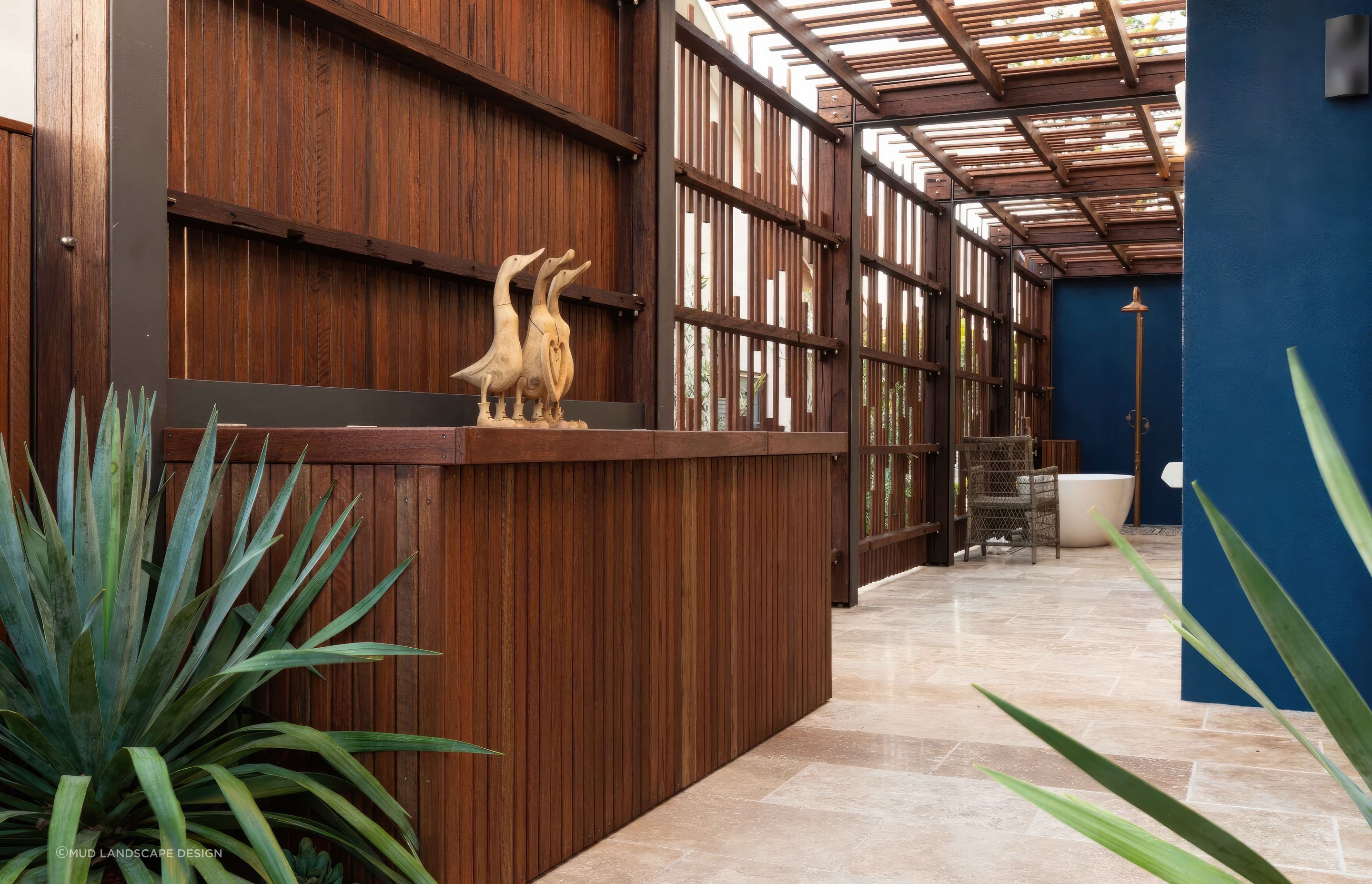 upBar-Beach-Urban-Oasis-Private-courtyard-area-with-timber-screening-scaled-fix-standard-scale-200x.jpg
