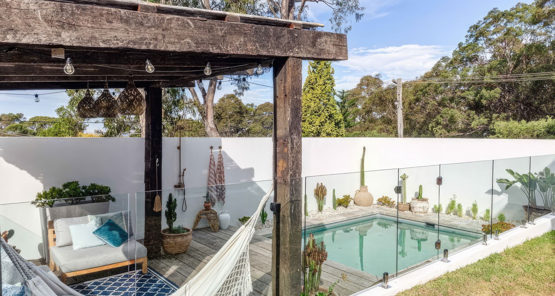 Belmont | The Coastal Abode banner