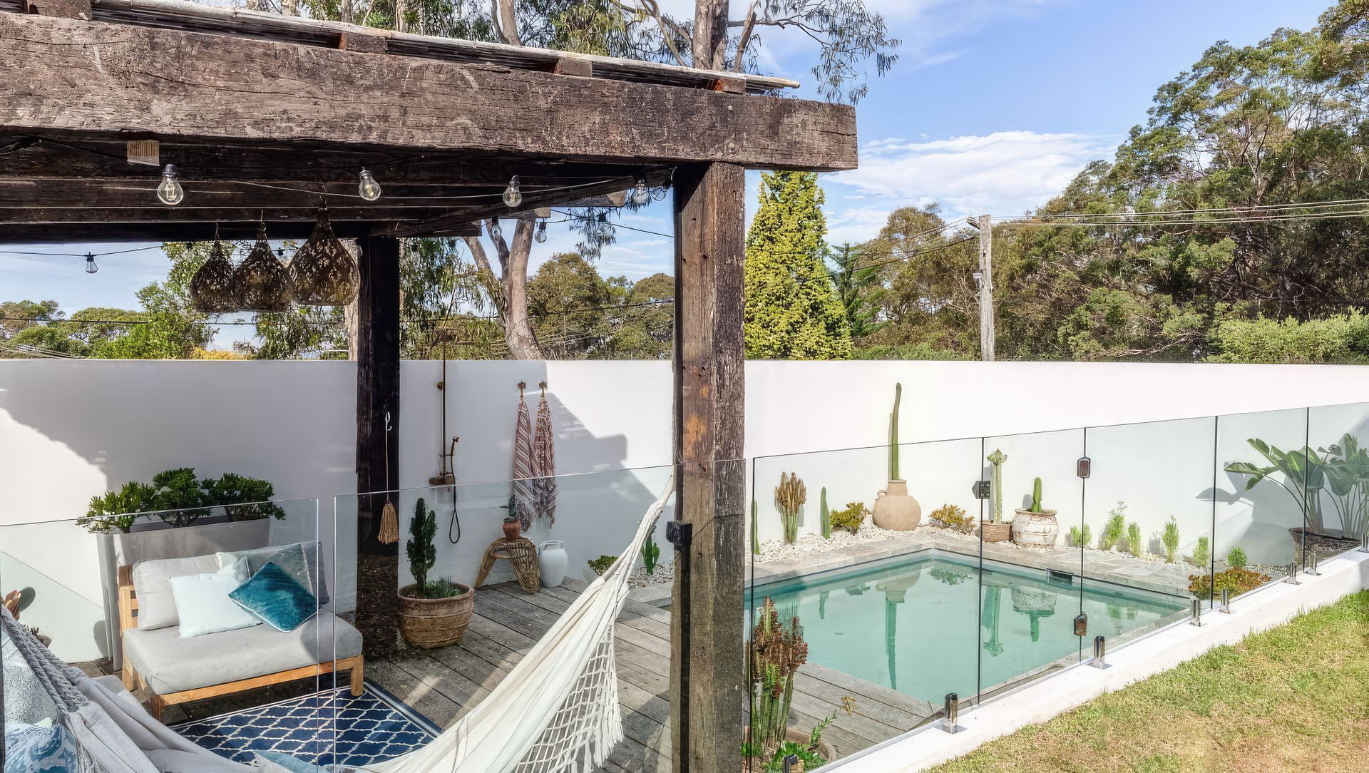 Belmont | The Coastal Abode banner