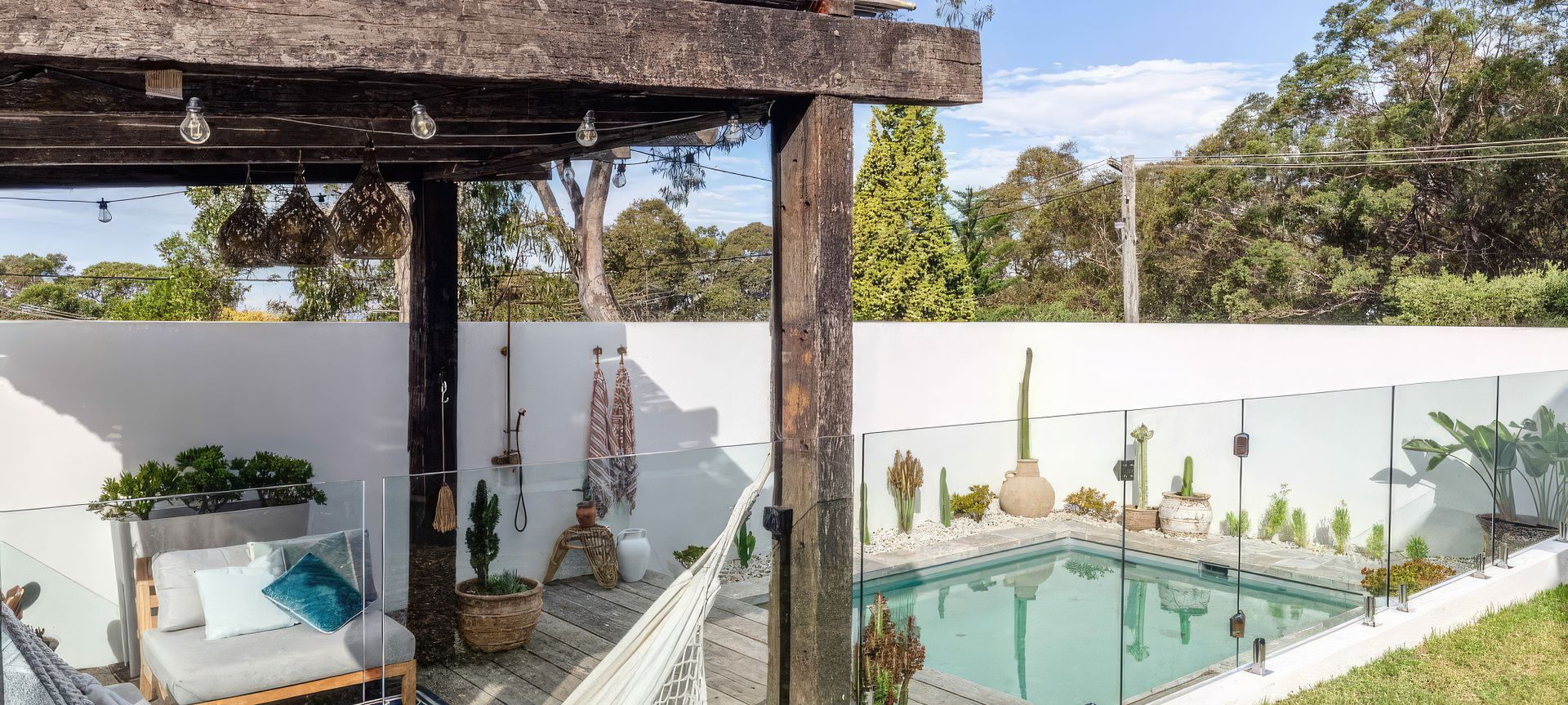 Belmont | The Coastal Abode banner