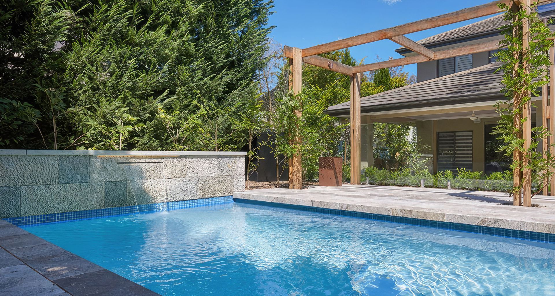 Chauvel Close | Exterior banner