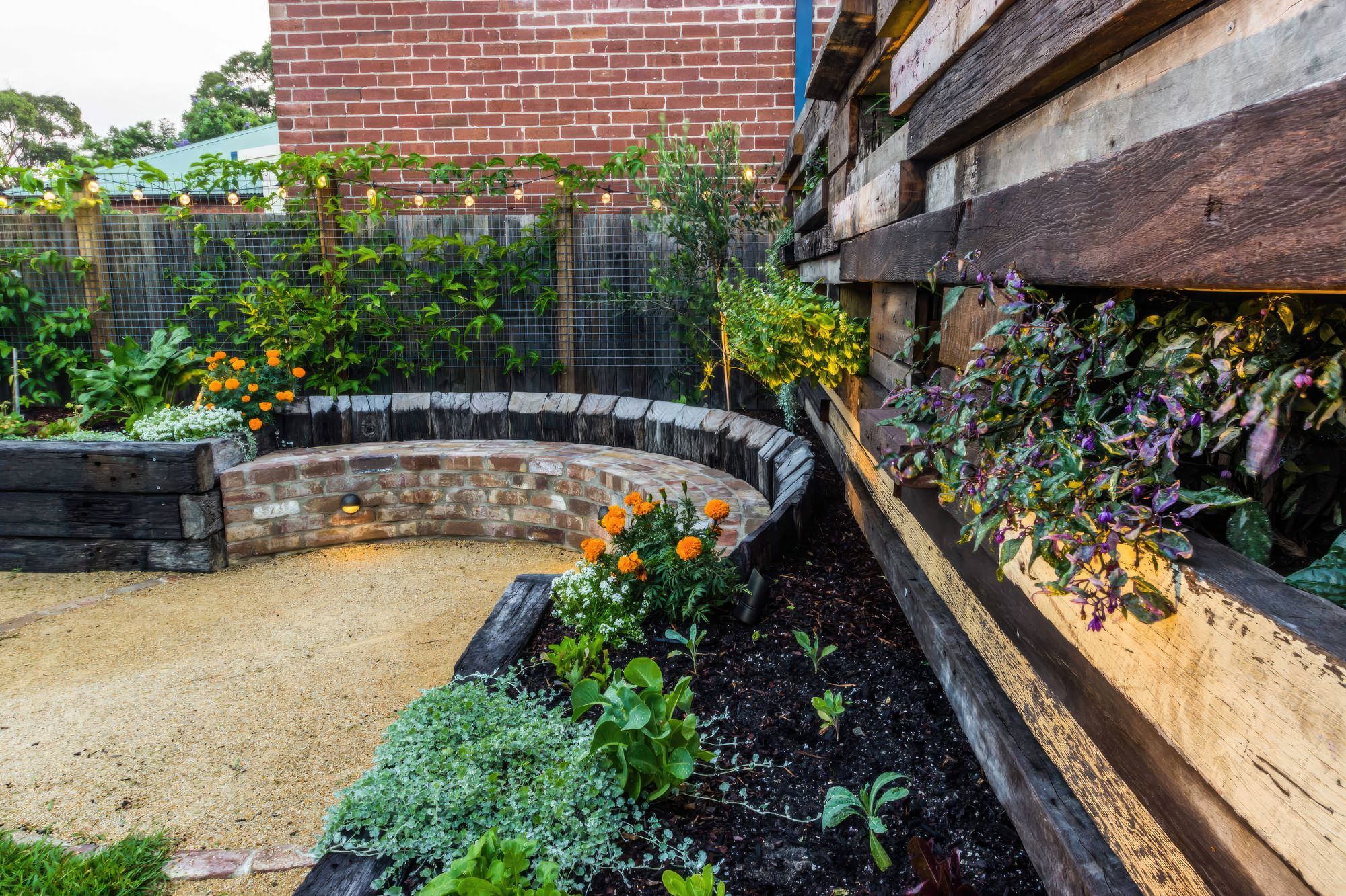 upCooks-Hill-garden-design-fix-standard-scale-200x.jpg