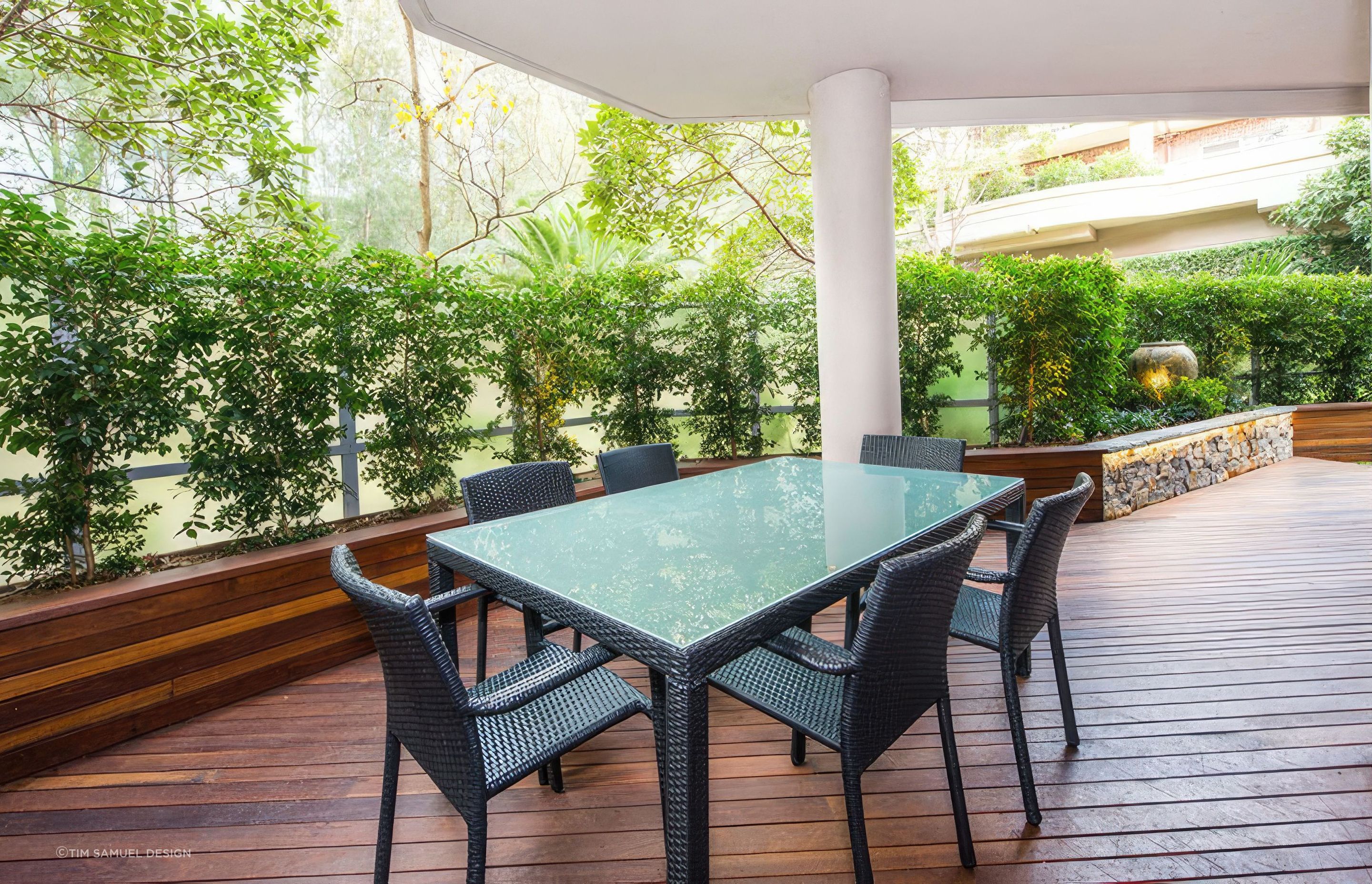 upCroydon-Outdoor-Living02TimSamuelDesign-fix-standard-scale-400x.jpg