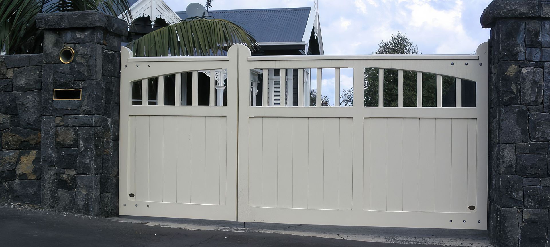 Purpose Designed Gates banner