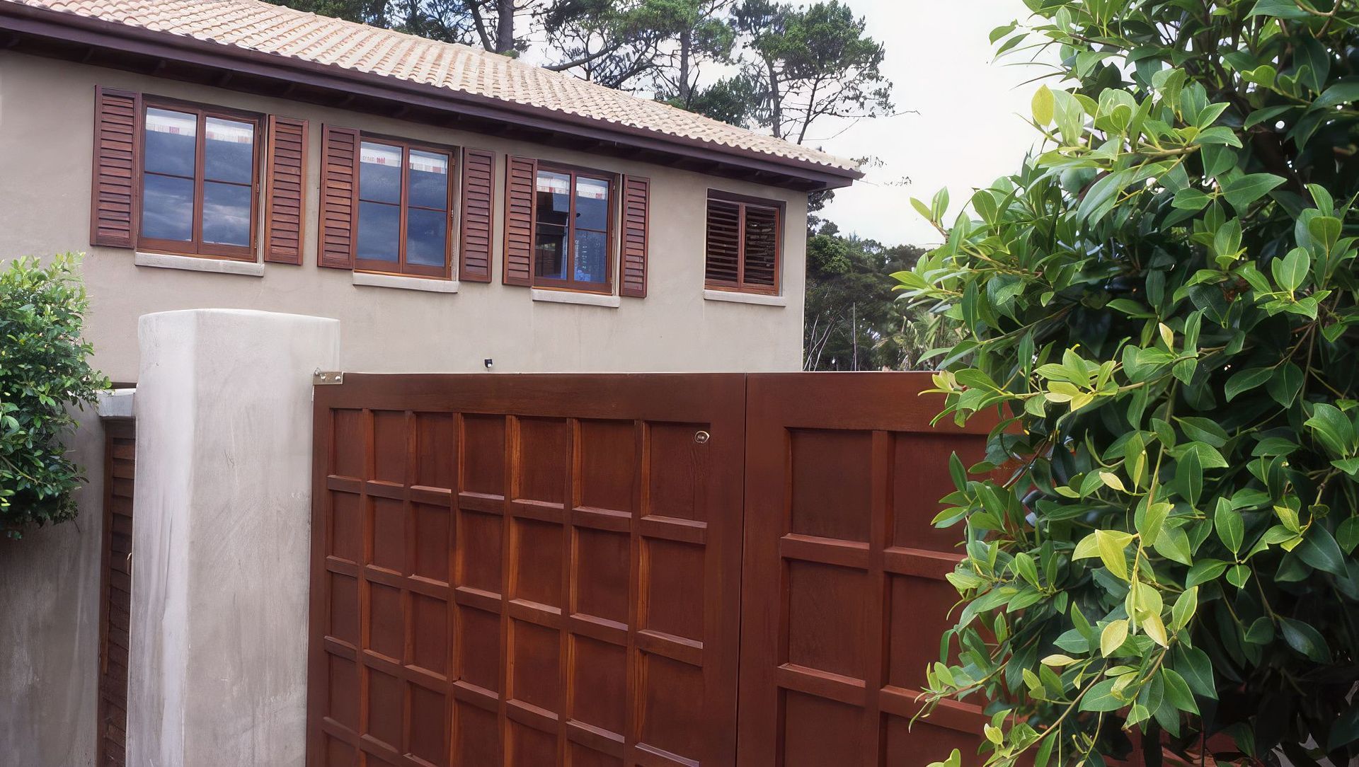 Monte Carlo | City Style Gates banner