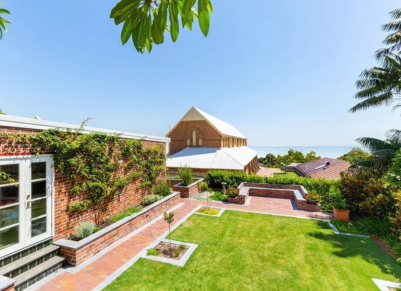 The Hill | Regal Federation Garden Overlooking Newcastle