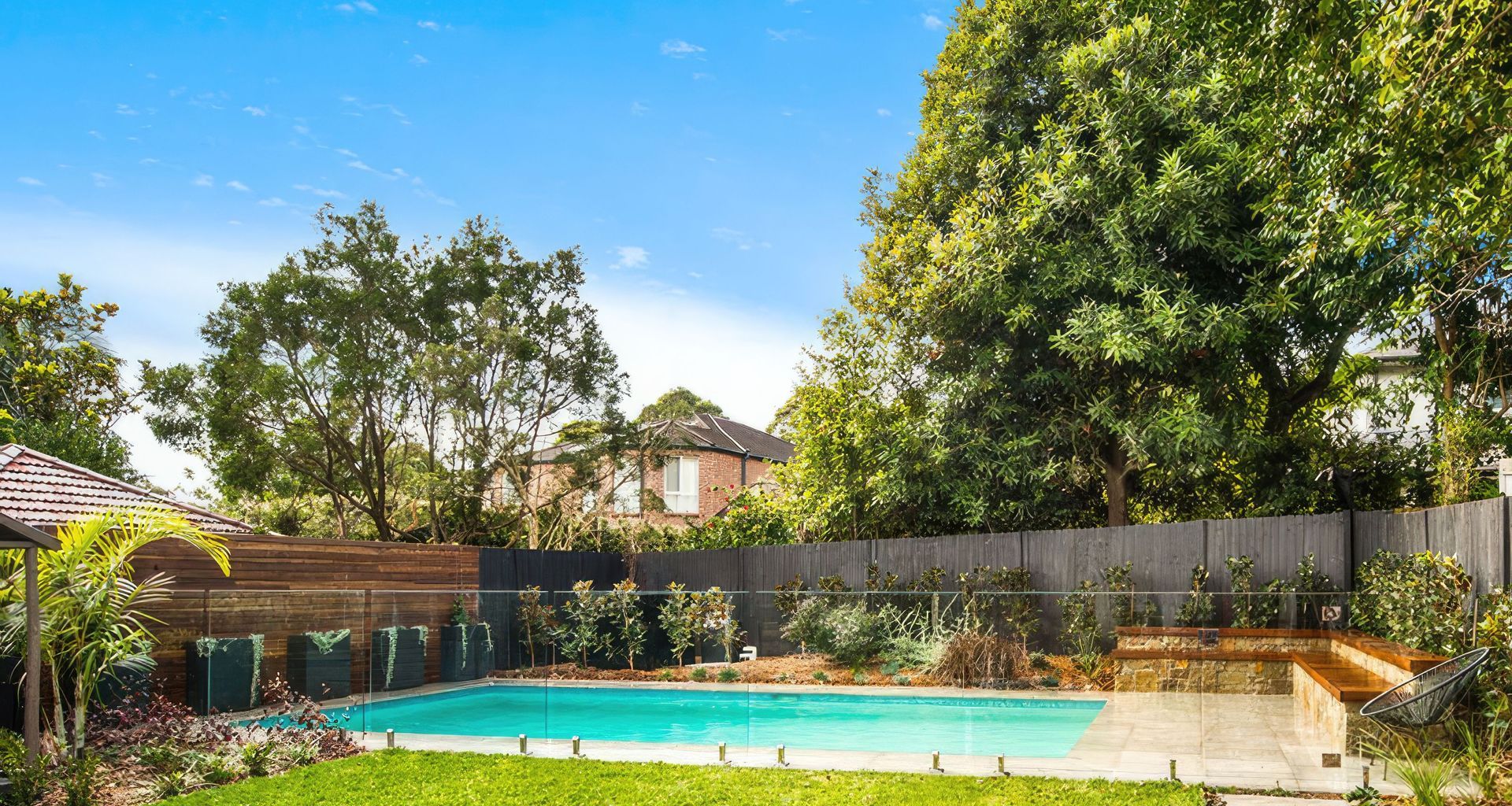 Barwon Street | Exterior banner