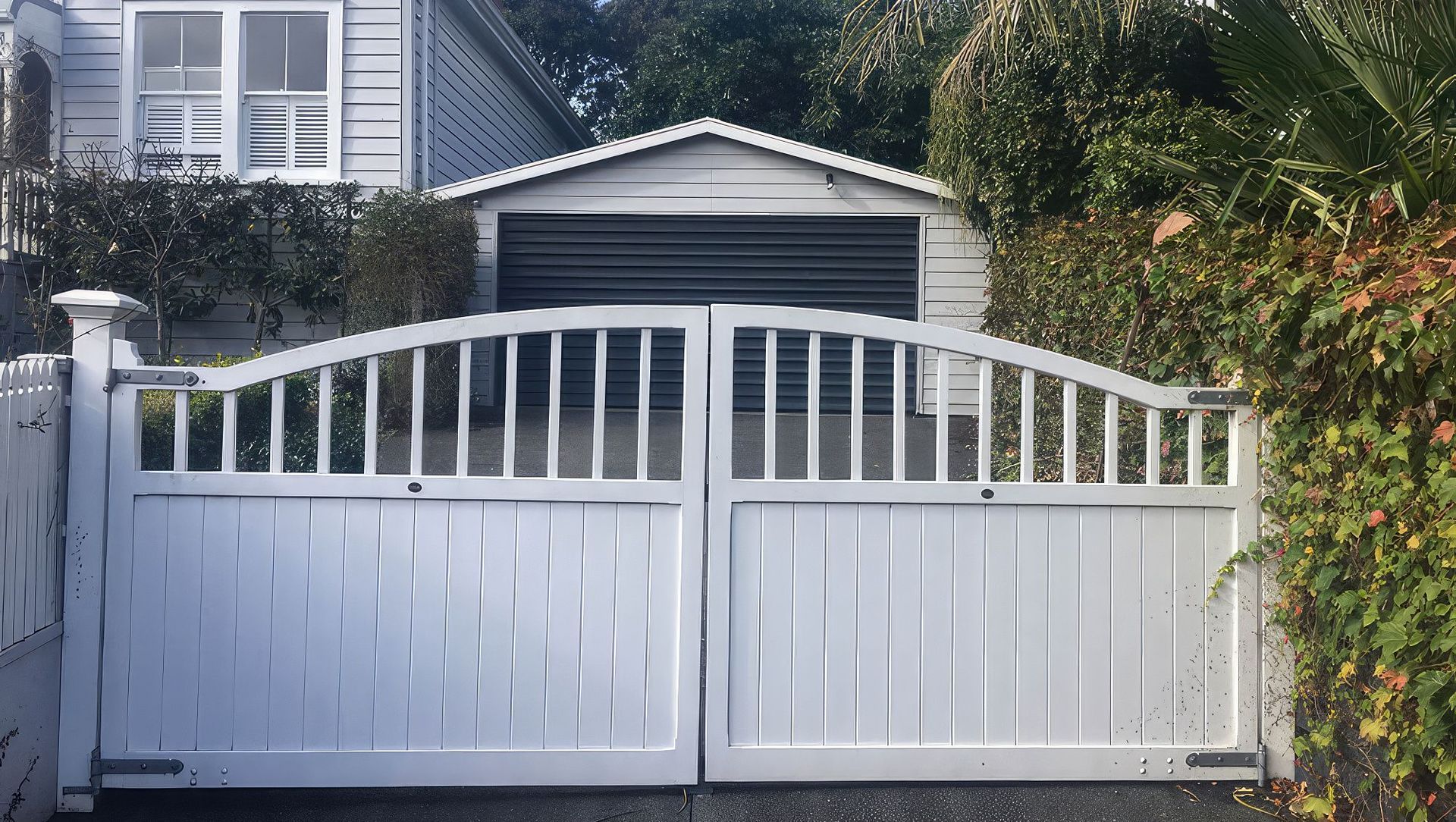 Lincoln | Traditional Style Gates banner