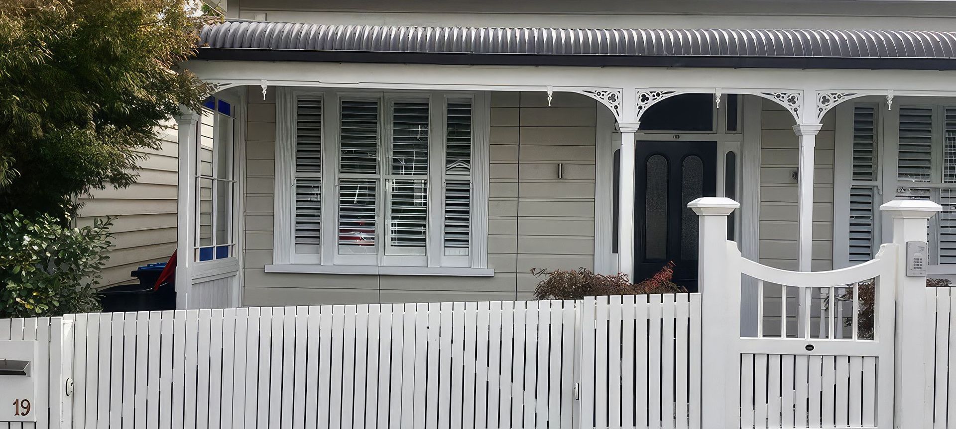 Modern Picket | Traditional Style Gates banner