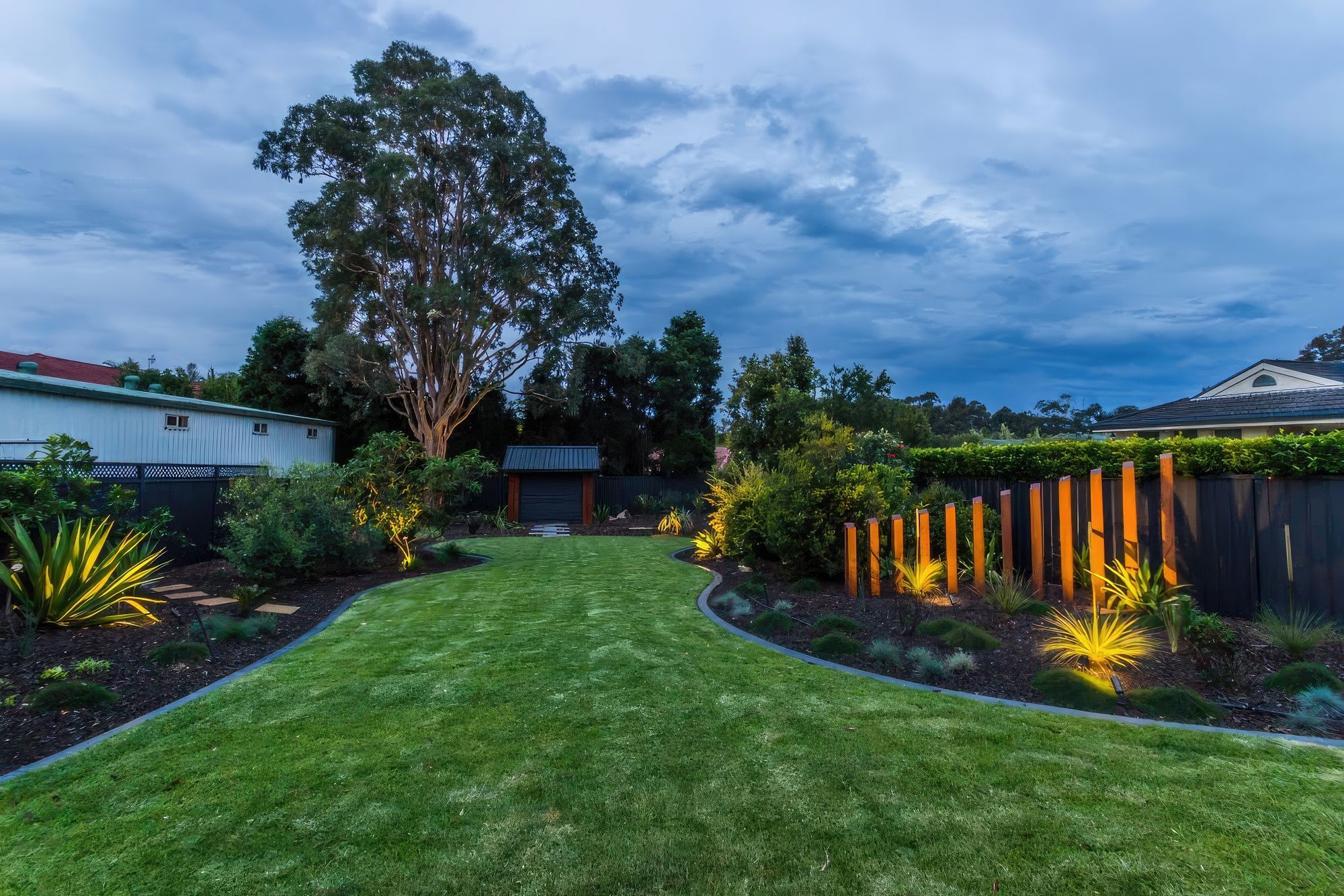 upNelson-Bay-Landscape-Design-20-MUD-Landscape-Design-1024x683-fix-standard-scale-200x.jpg