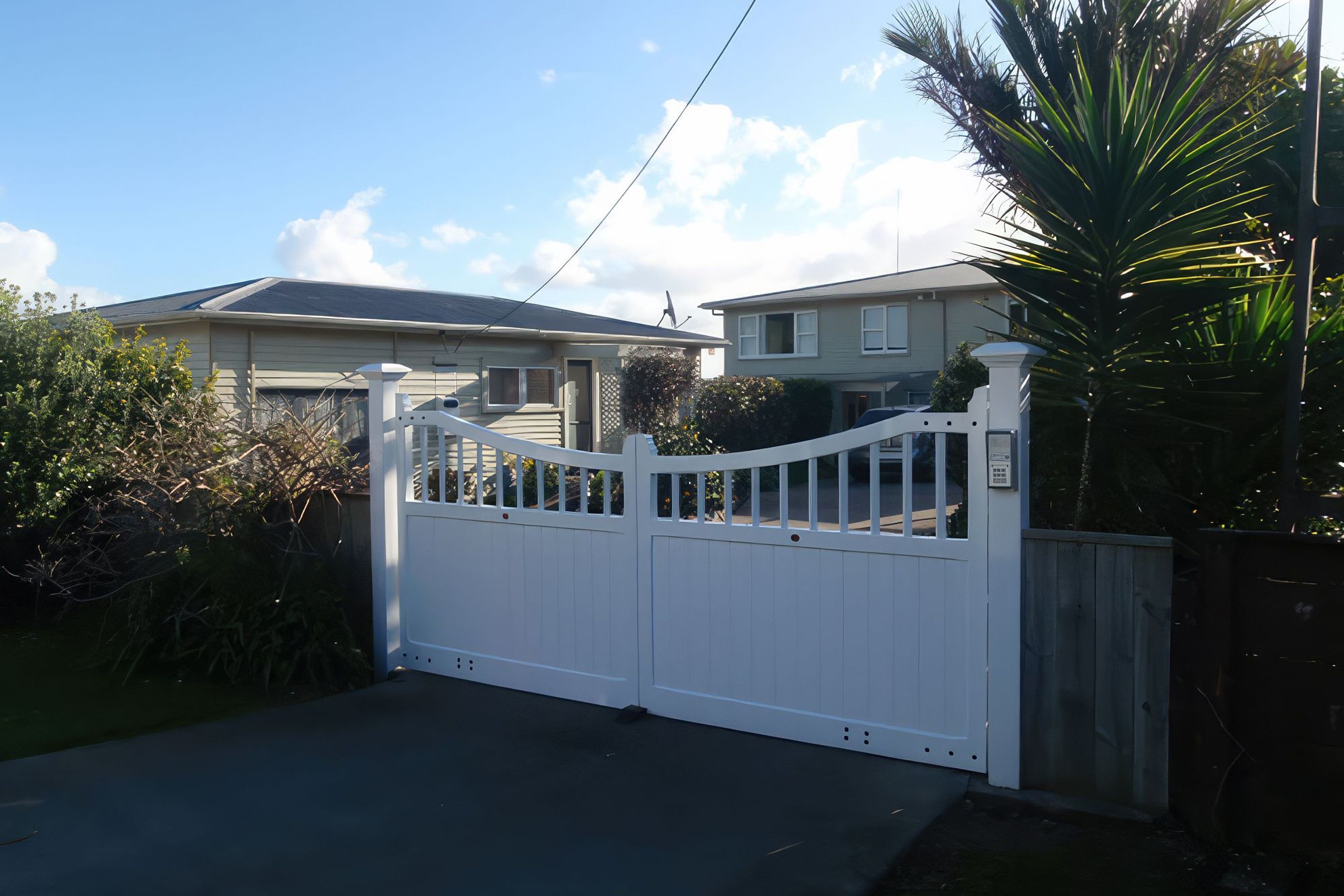 upSherwood-fix-standard-scale-200x.jpg