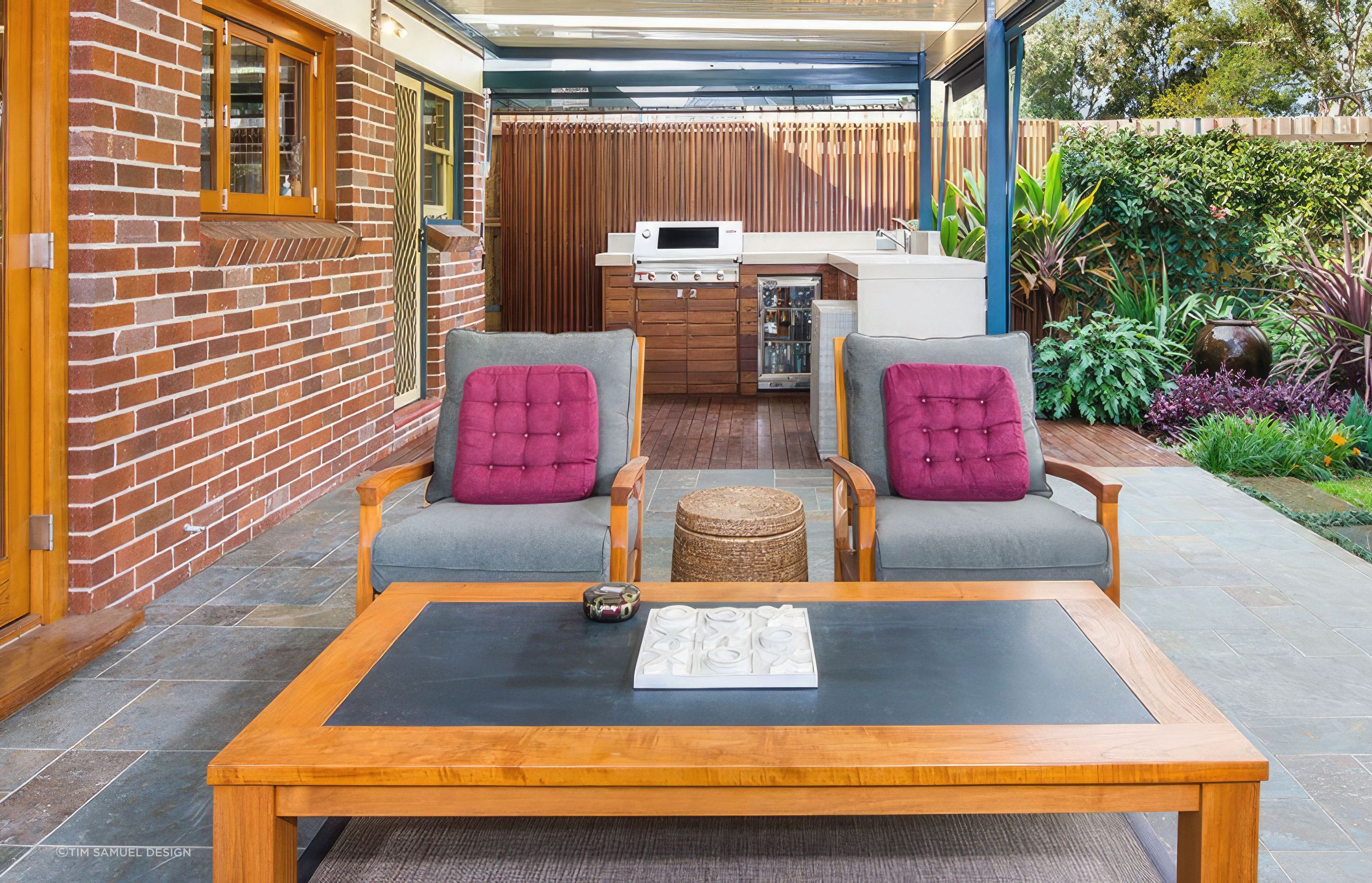upStrathfield-Outdoor-Room04Tim-Samuel-Design-fix-standard-scale-400x.jpg