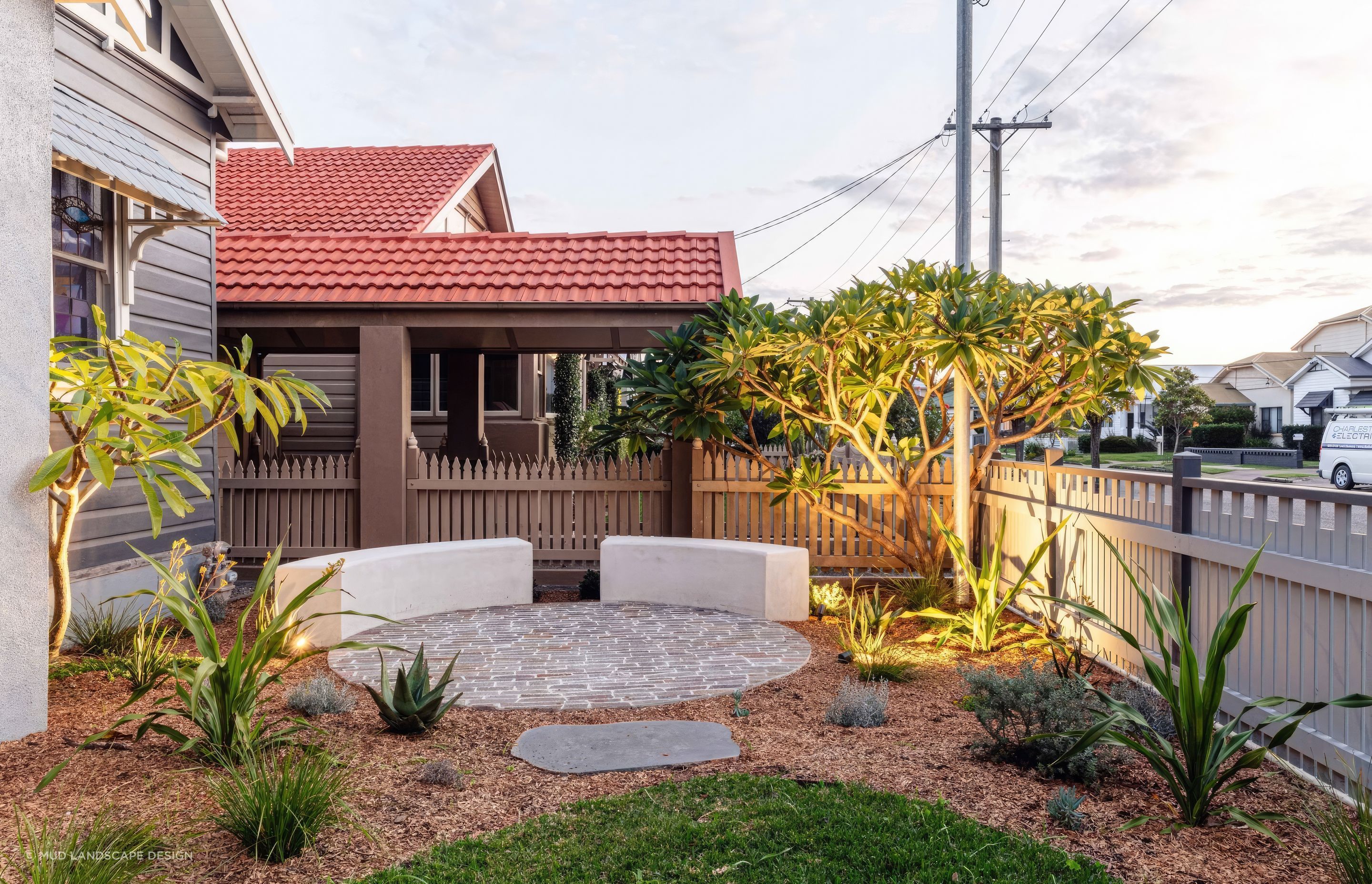 upThe-Junction-Bold-Architecture-with-Soft-Landscaping-15-scaled-fix-standard-scale-200x.jpg