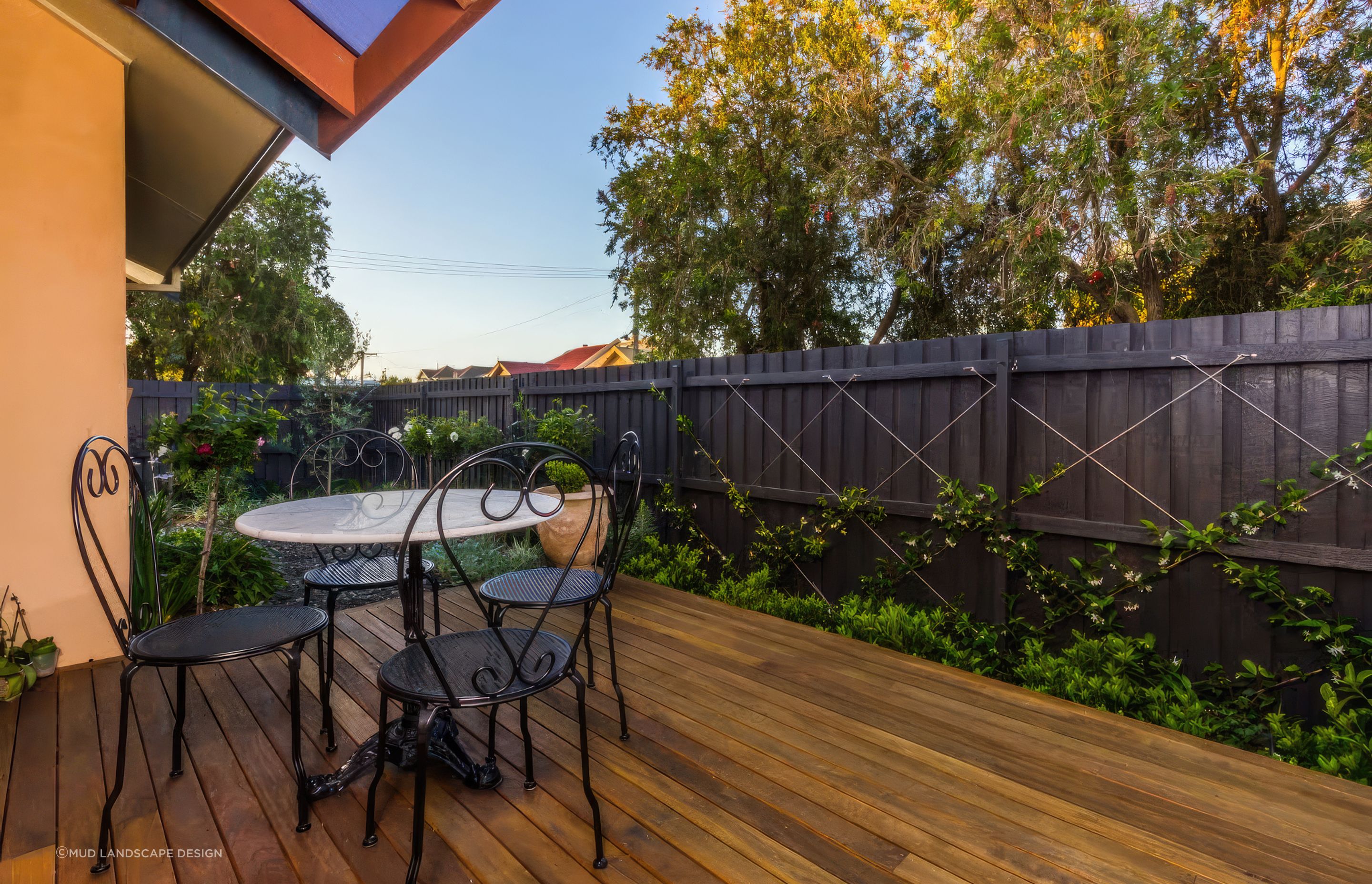 upThe-Junction-Landscape-Design-10-MUD-Landscape-Design-1024x683-fix-standard-scale-200x.png