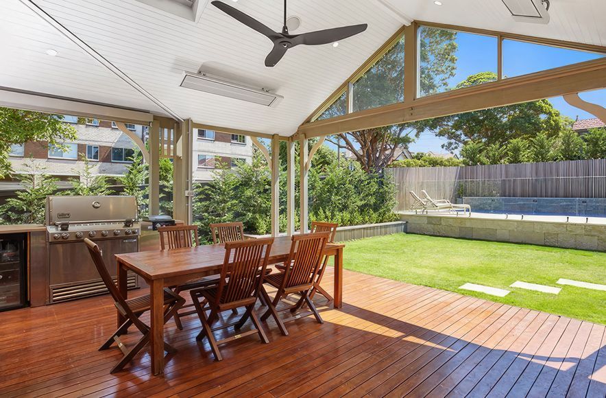York Road | Exterior