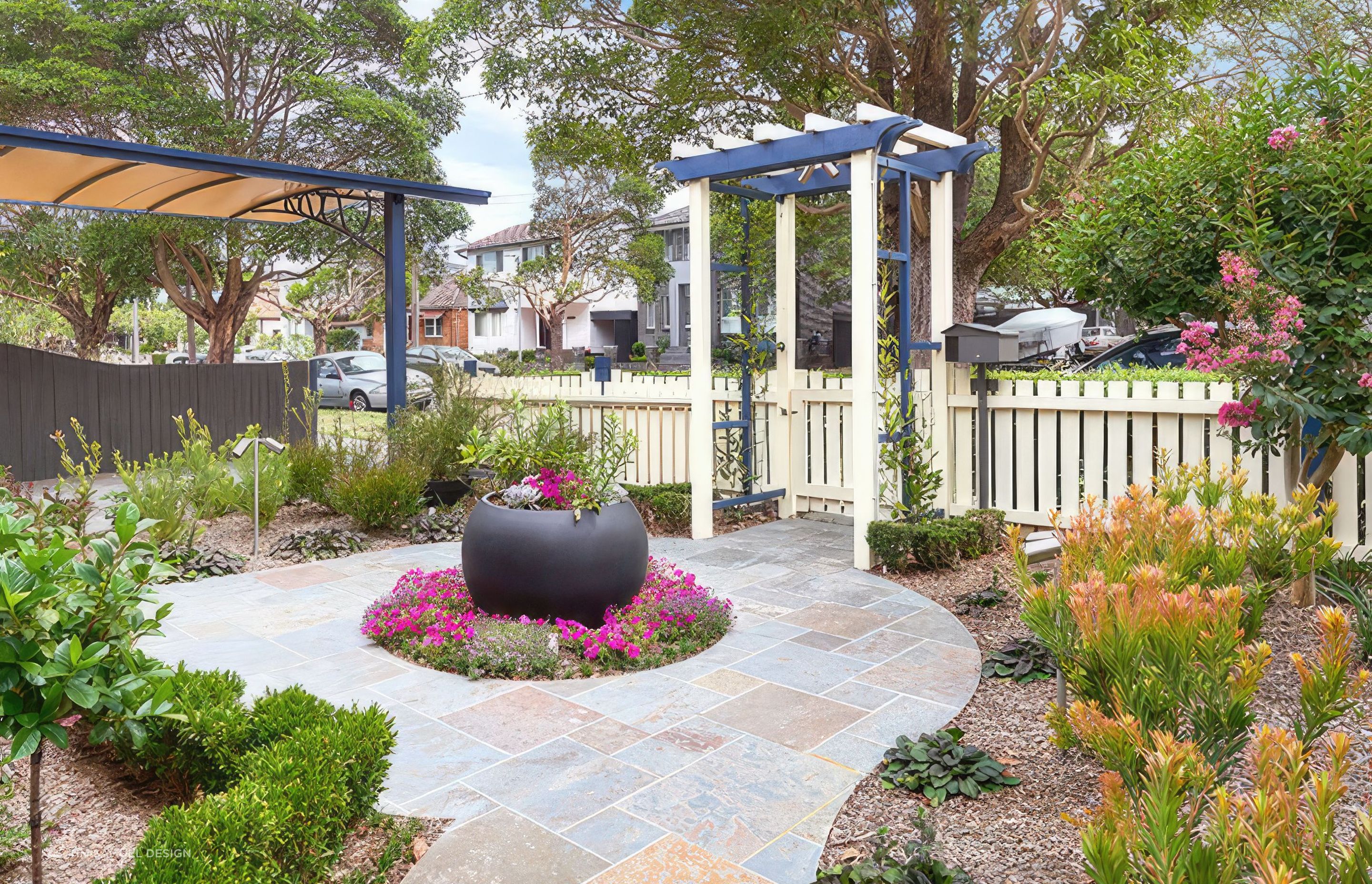 upchiswick-garden-timsamueldesign-fix-standard-scale-400x.jpg