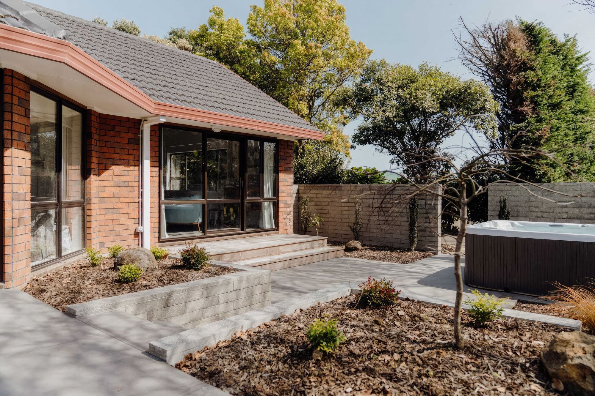 uponsite-landscapes-pukekohe-carter-21-fix-standard-scale-200x.jpg