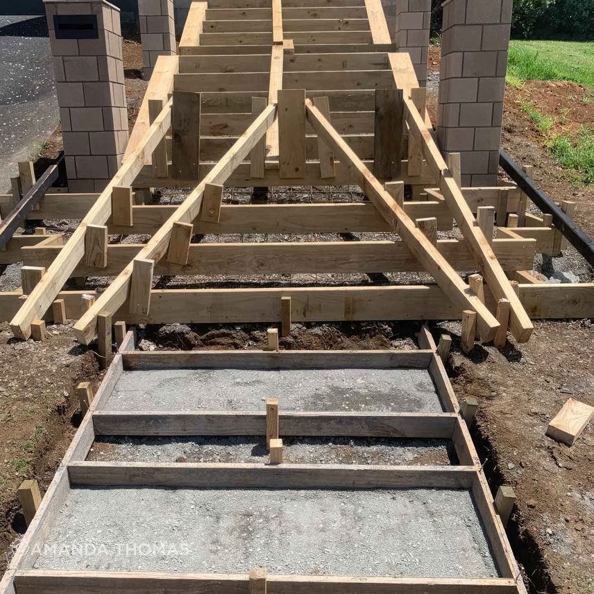 uponsite-landscaping-pukekohe-before-4-fix-standard-scale-200x.jpg