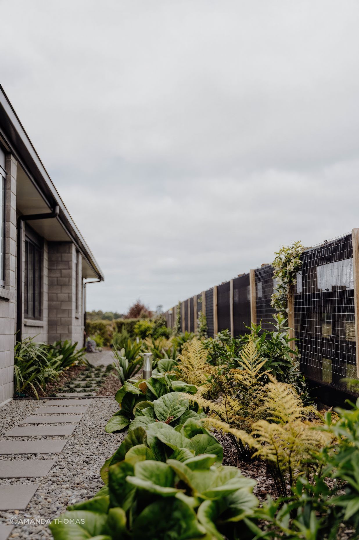 uponsite-landscaping-pukekohe-project-five-17-fix-standard-scale-200x.jpg