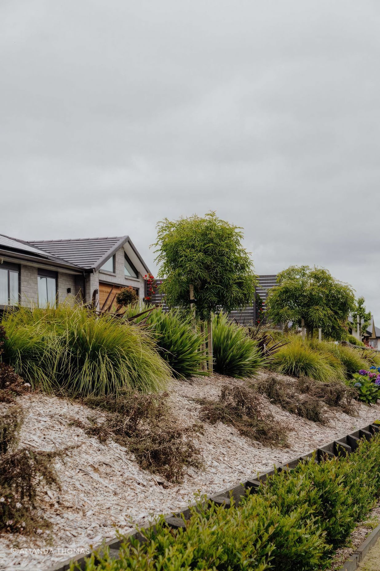 uponsite-landscaping-pukekohe-project-five-20-fix-standard-scale-200x.jpg