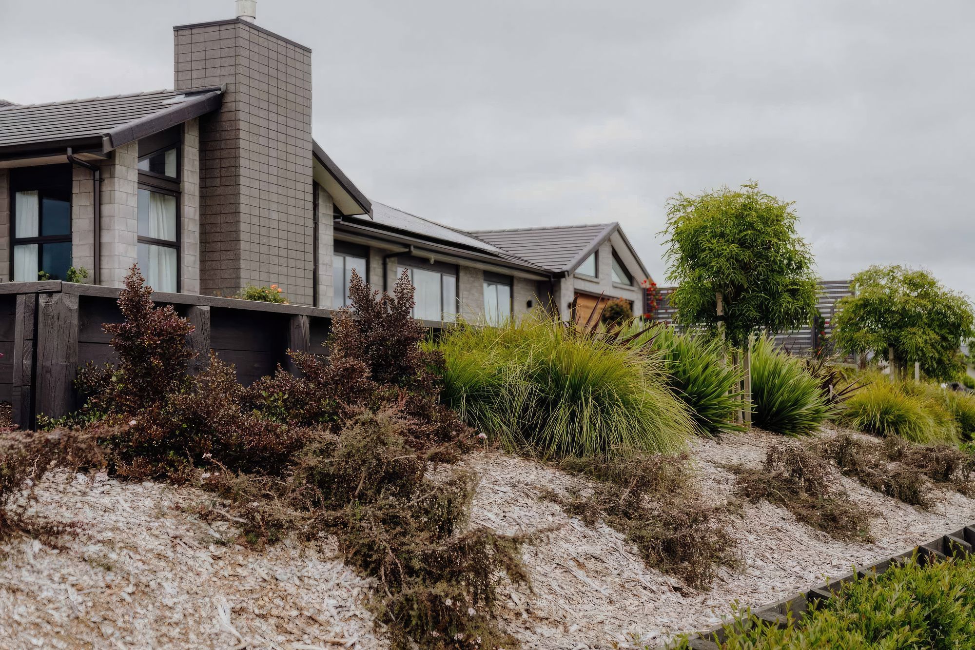 uponsite-landscaping-pukekohe-project-five-21-fix-standard-scale-200x.jpg