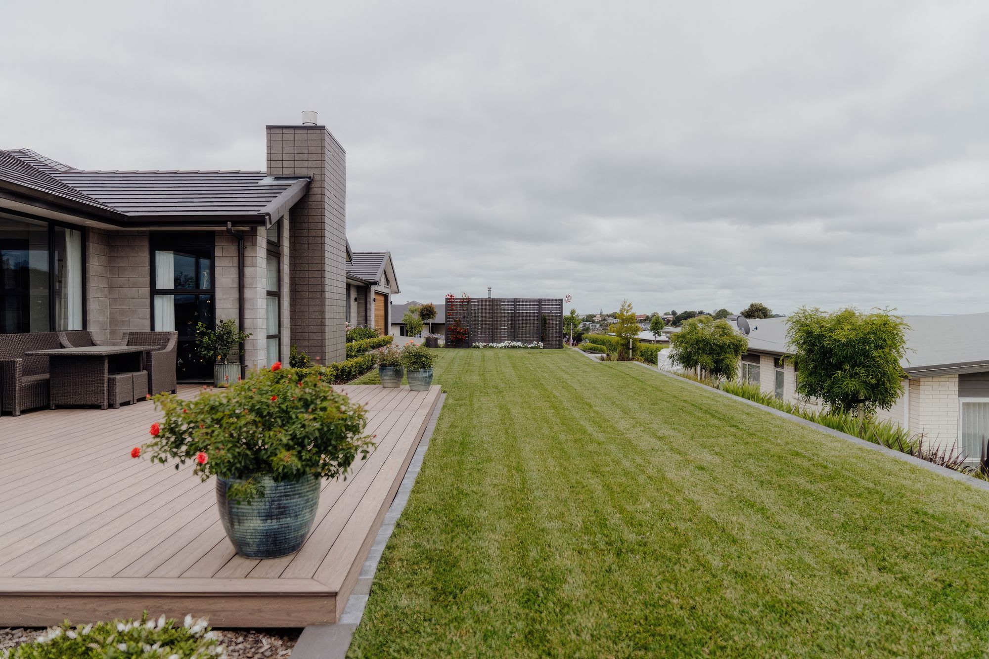 uponsite-landscaping-pukekohe-project-five-29-fix-standard-scale-200x.jpg