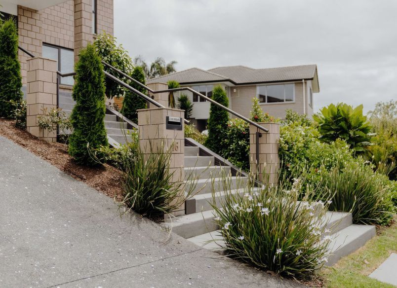 Abby Close, Pukekohe