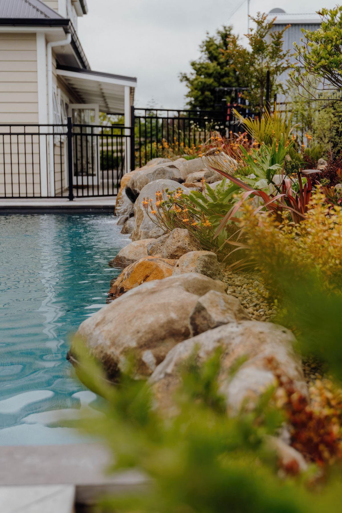 uponsite-landscaping-pukekohe-project-one-8-fix-standard-scale-200x.jpg