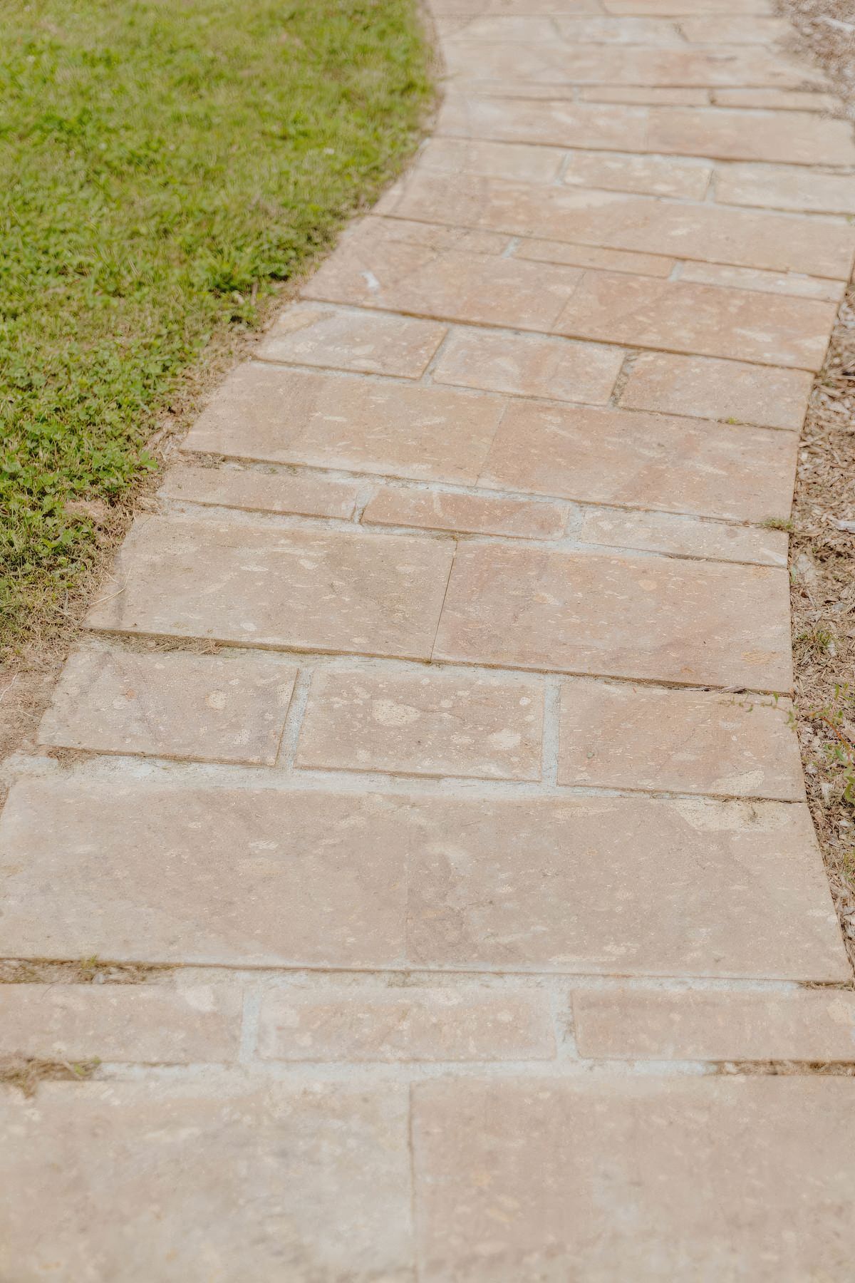 uponsite-landscaping-pukekohe-project-three-1-fix-standard-scale-200x.jpg