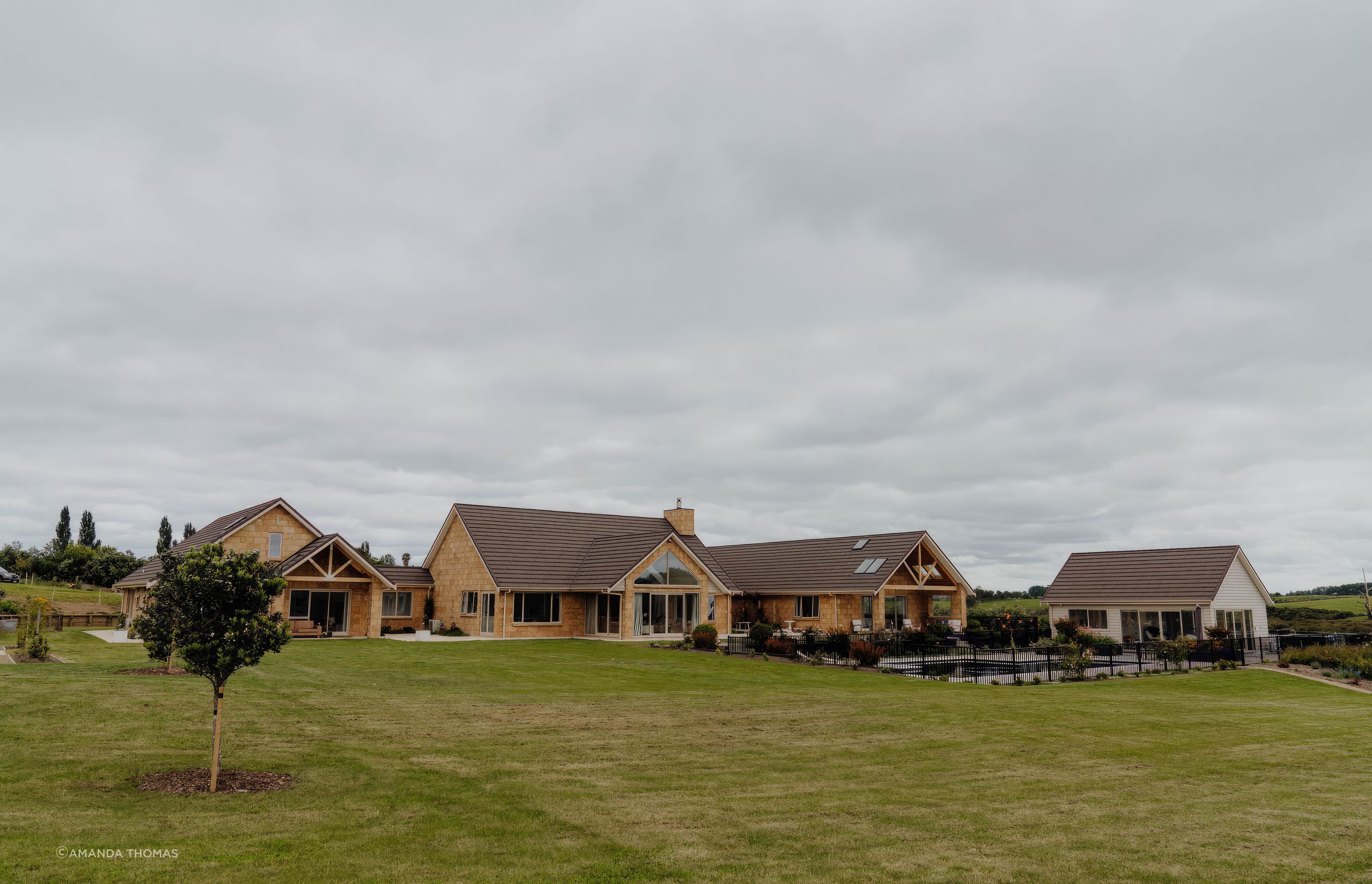 uponsite-landscaping-pukekohe-project-three-13-fix-standard-scale-200x.jpg