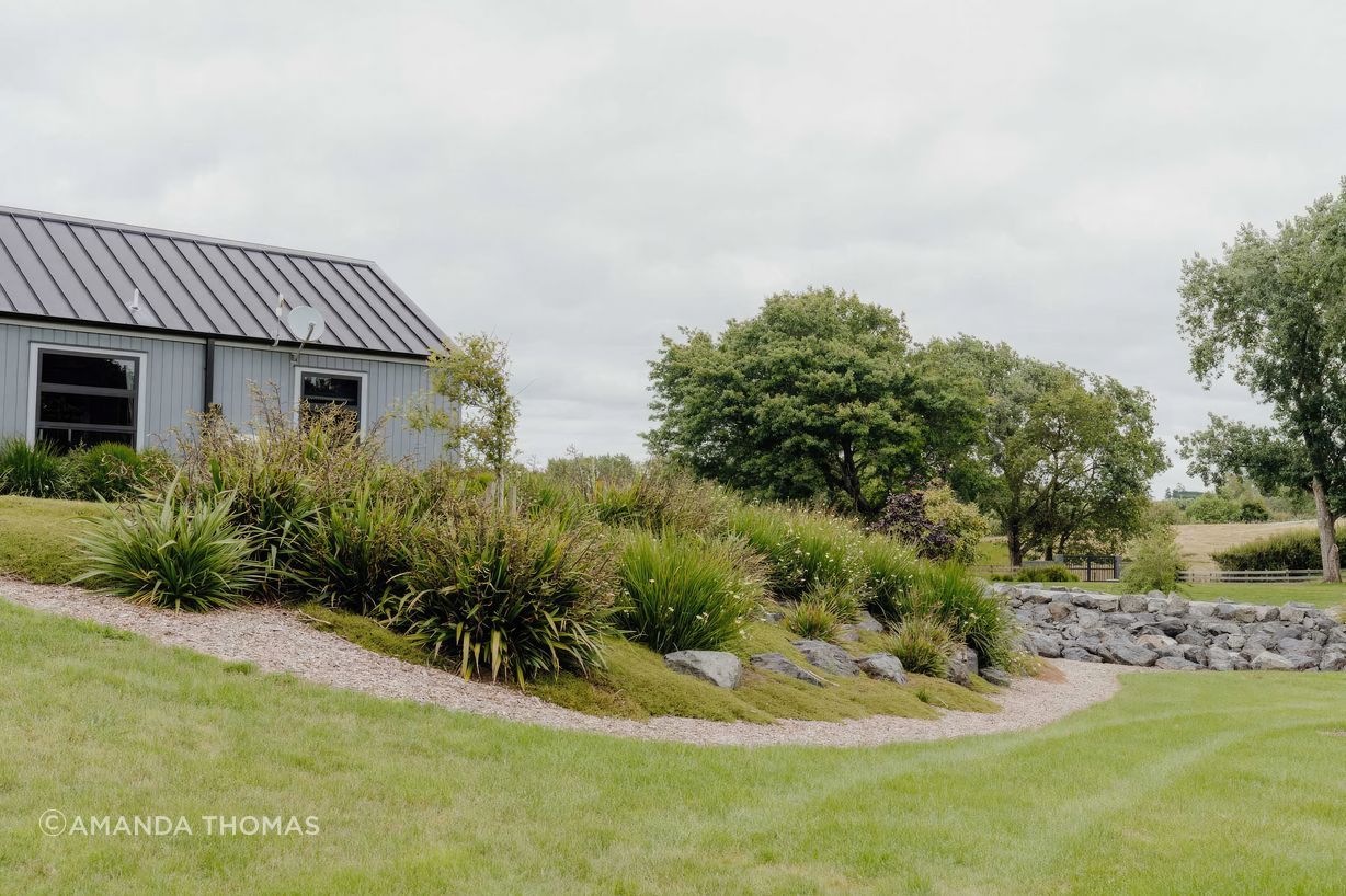 uponsite-landscaping-pukekohe-project-two-1-fix-standard-scale-200x.jpg