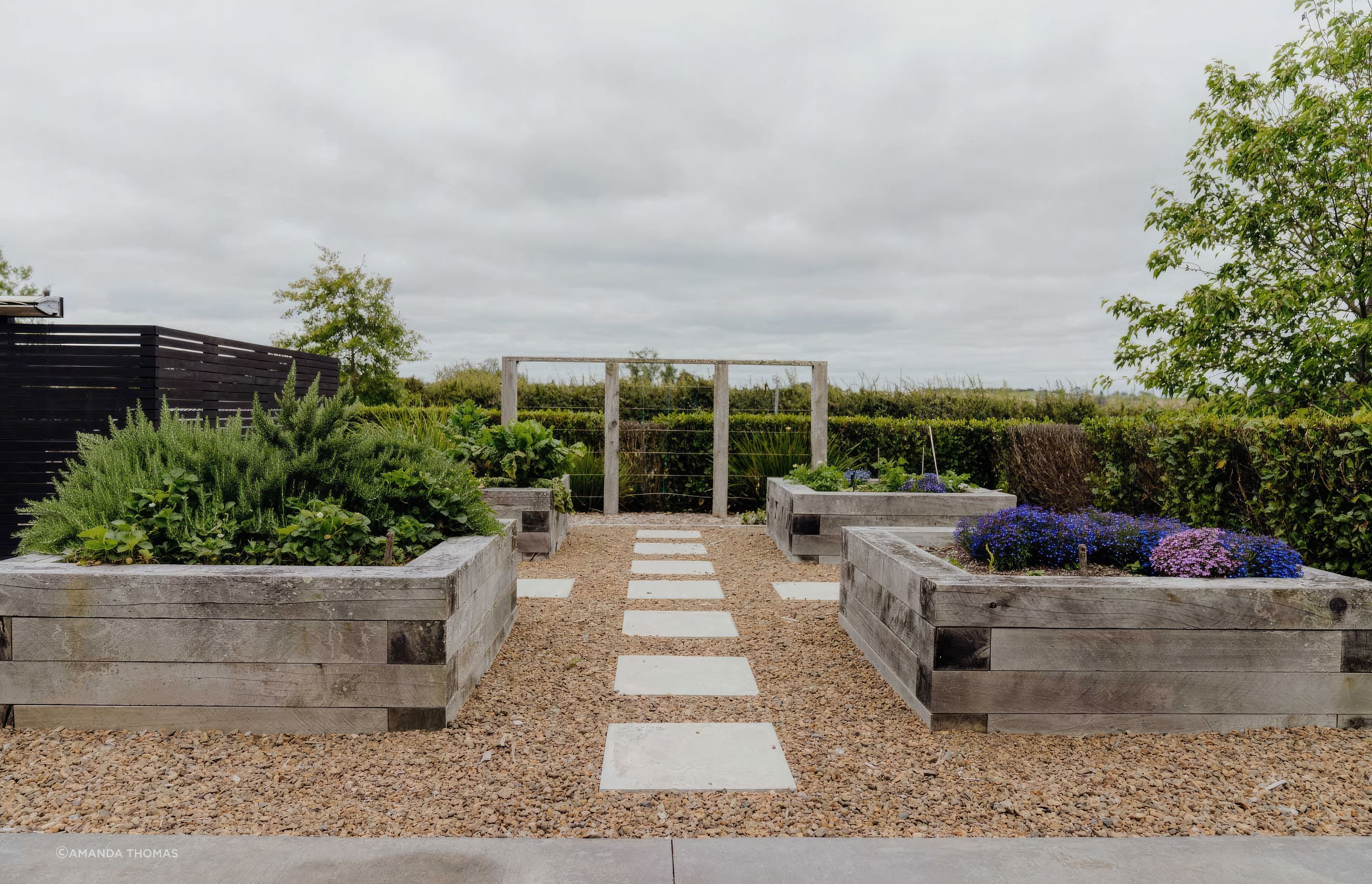 uponsite-landscaping-pukekohe-project-two-14-fix-standard-scale-200x.jpg