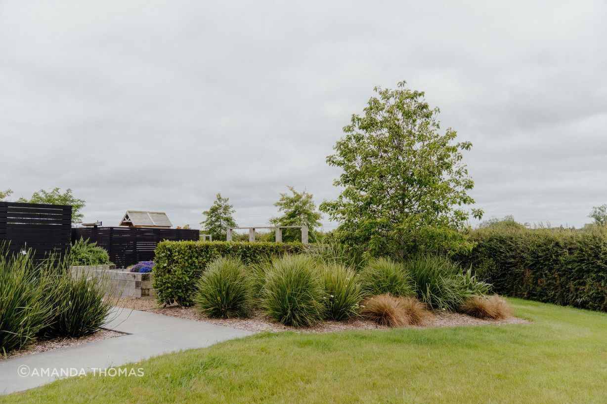 uponsite-landscaping-pukekohe-project-two-16-fix-standard-scale-200x.jpg