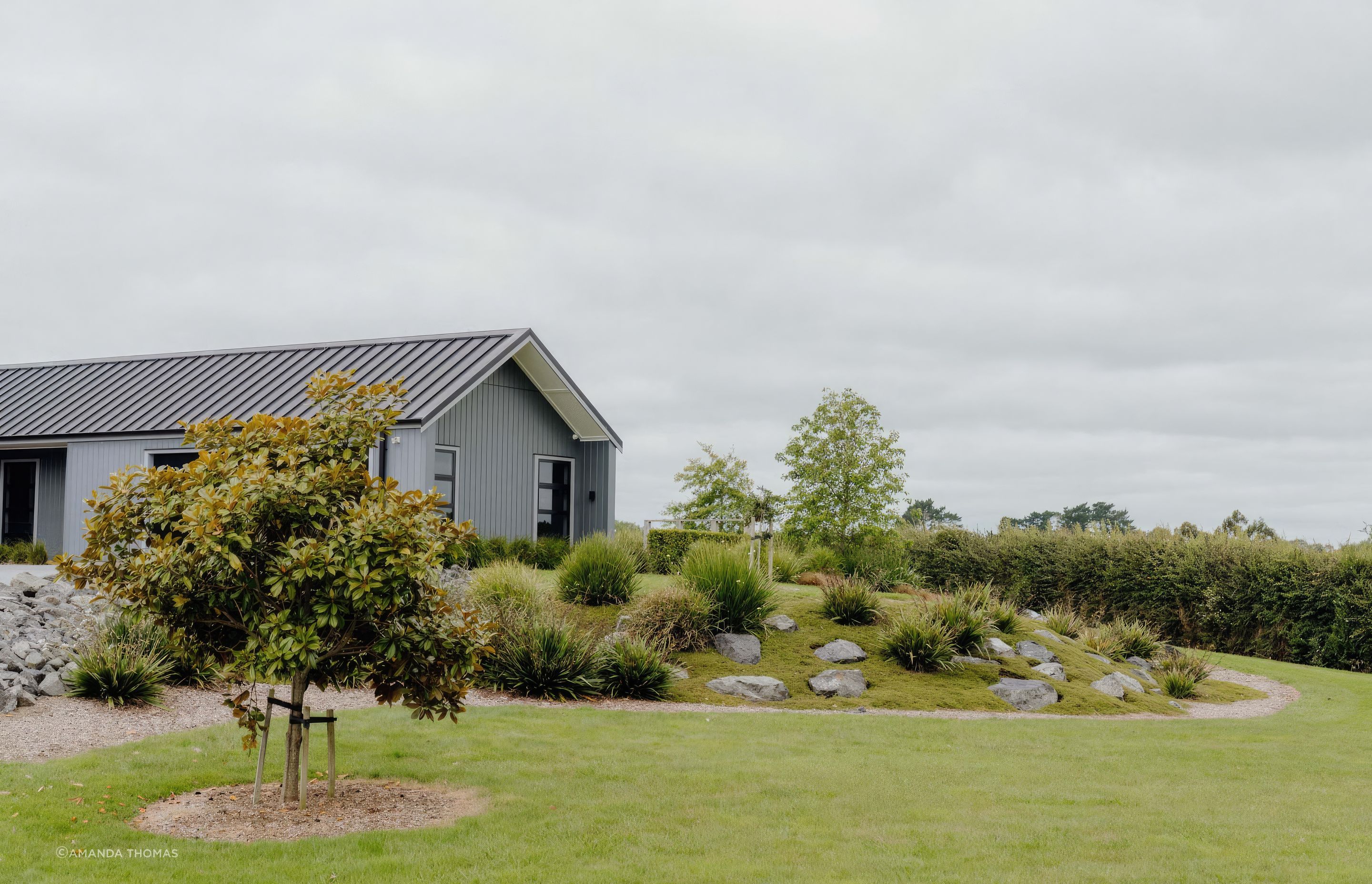 uponsite-landscaping-pukekohe-project-two-18-fix-standard-scale-200x.jpg