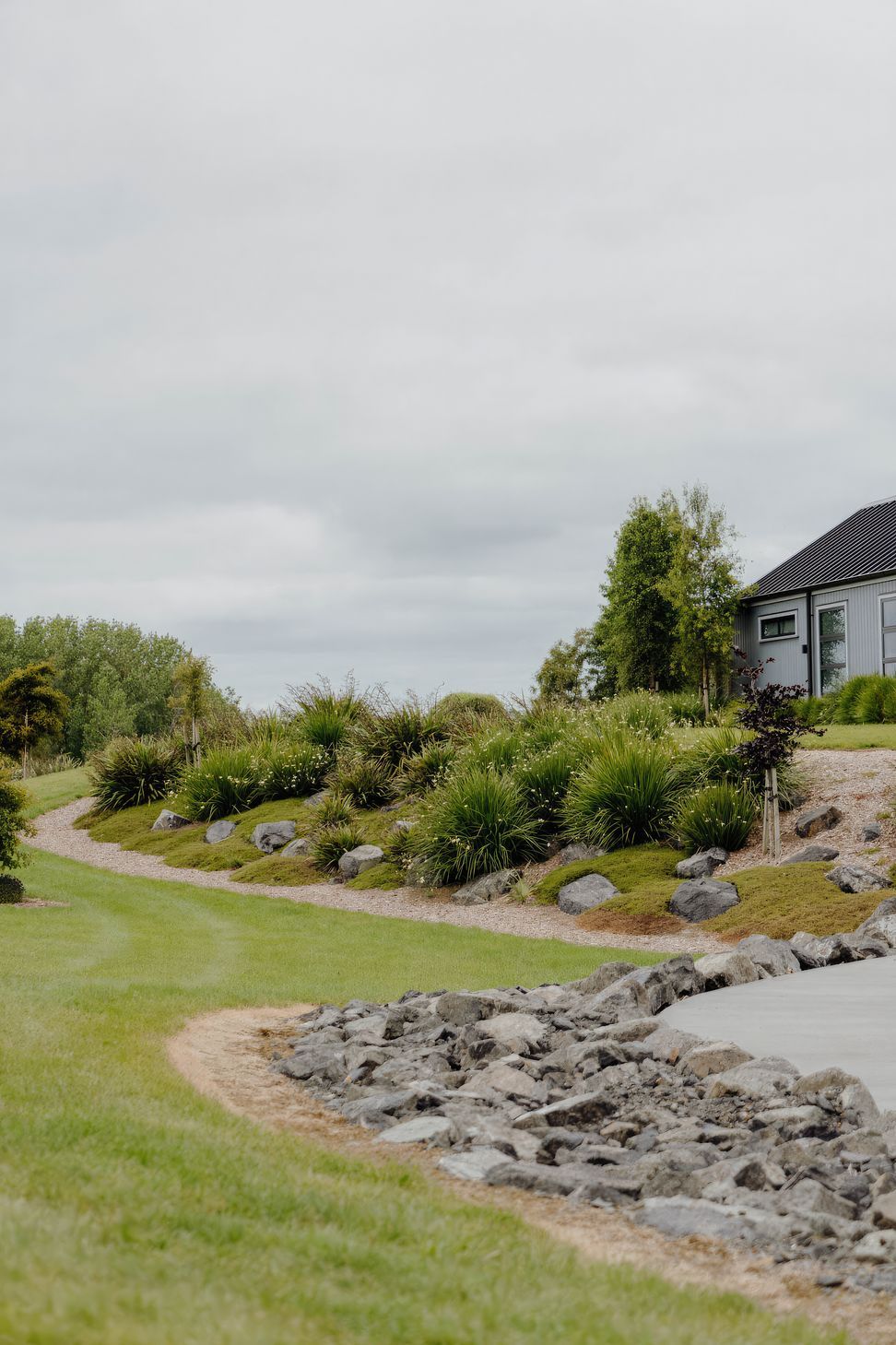 uponsite-landscaping-pukekohe-project-two-19-fix-standard-scale-200x.jpg