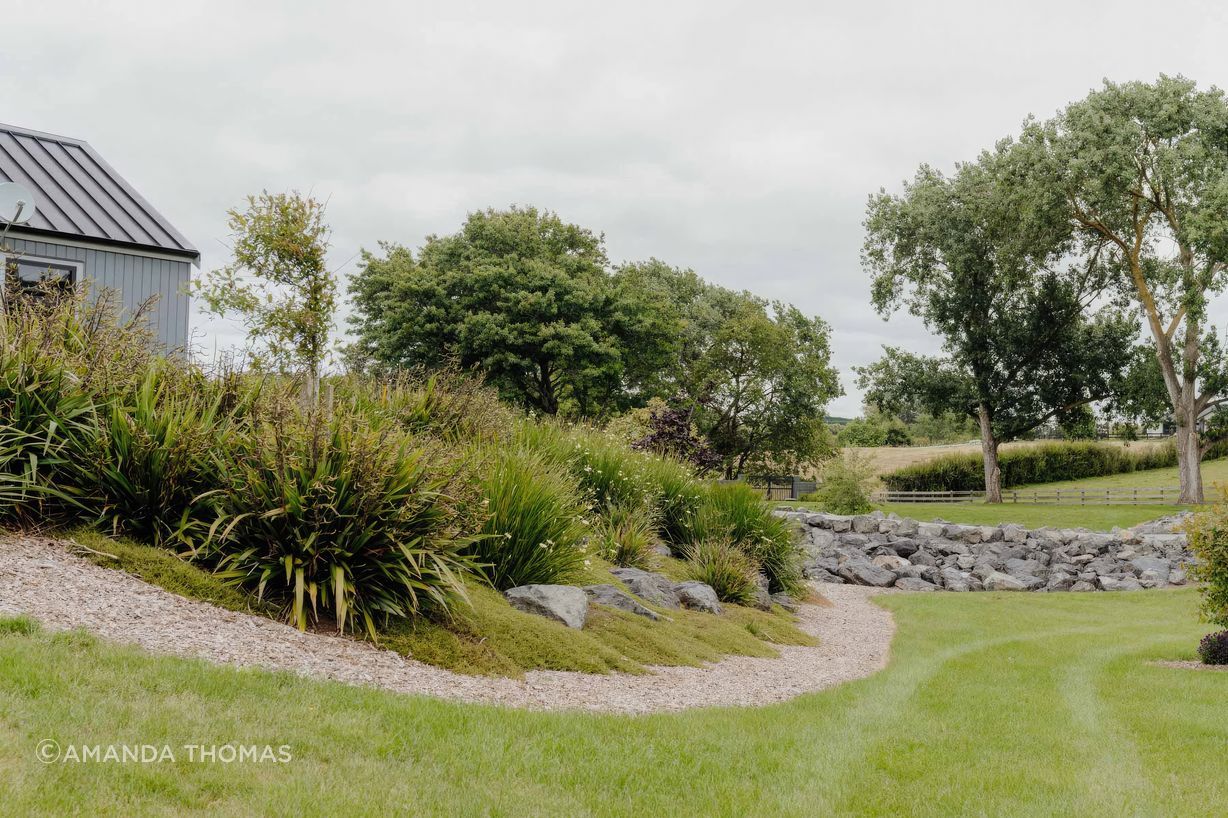 uponsite-landscaping-pukekohe-project-two-2-fix-standard-scale-200x.jpg