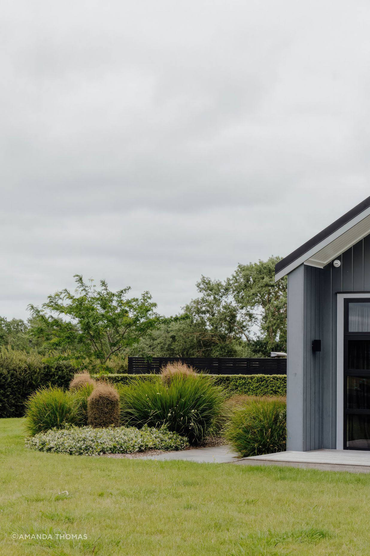 uponsite-landscaping-pukekohe-project-two-7-fix-standard-scale-200x.jpg
