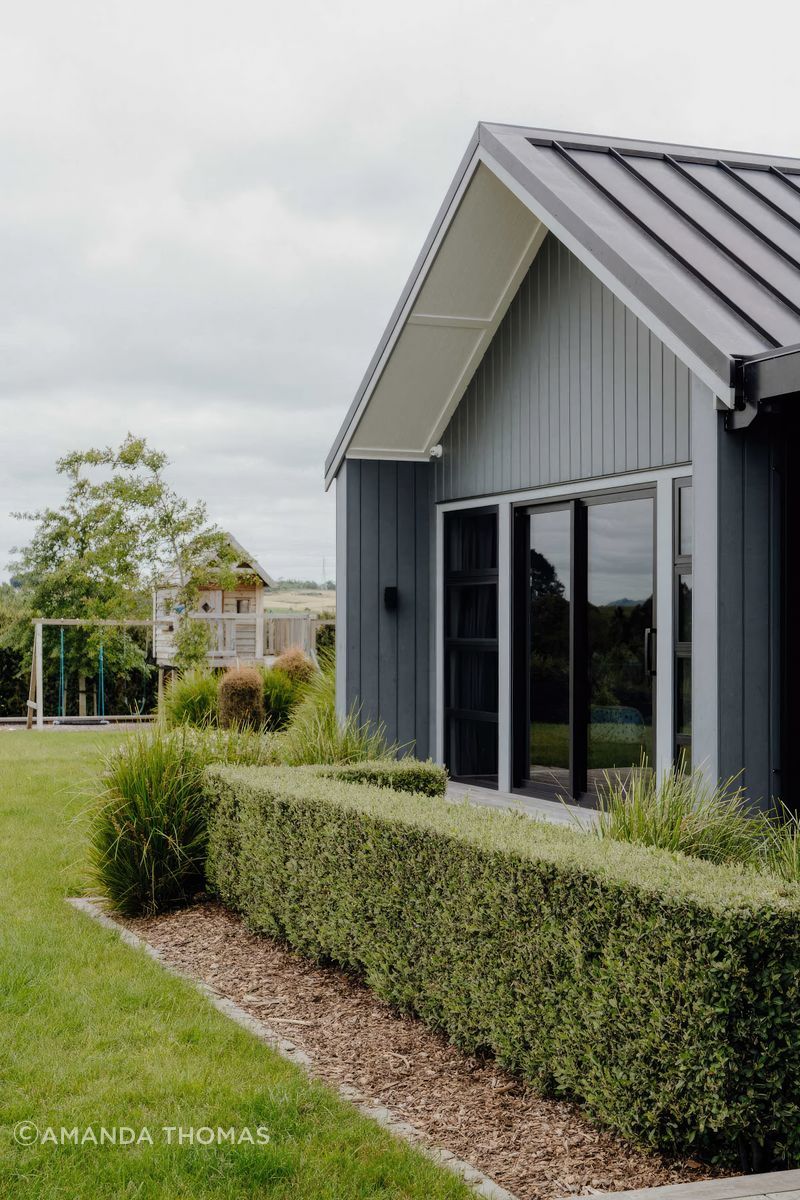 uponsite-landscaping-pukekohe-project-two-8-fix-standard-scale-200x.jpg