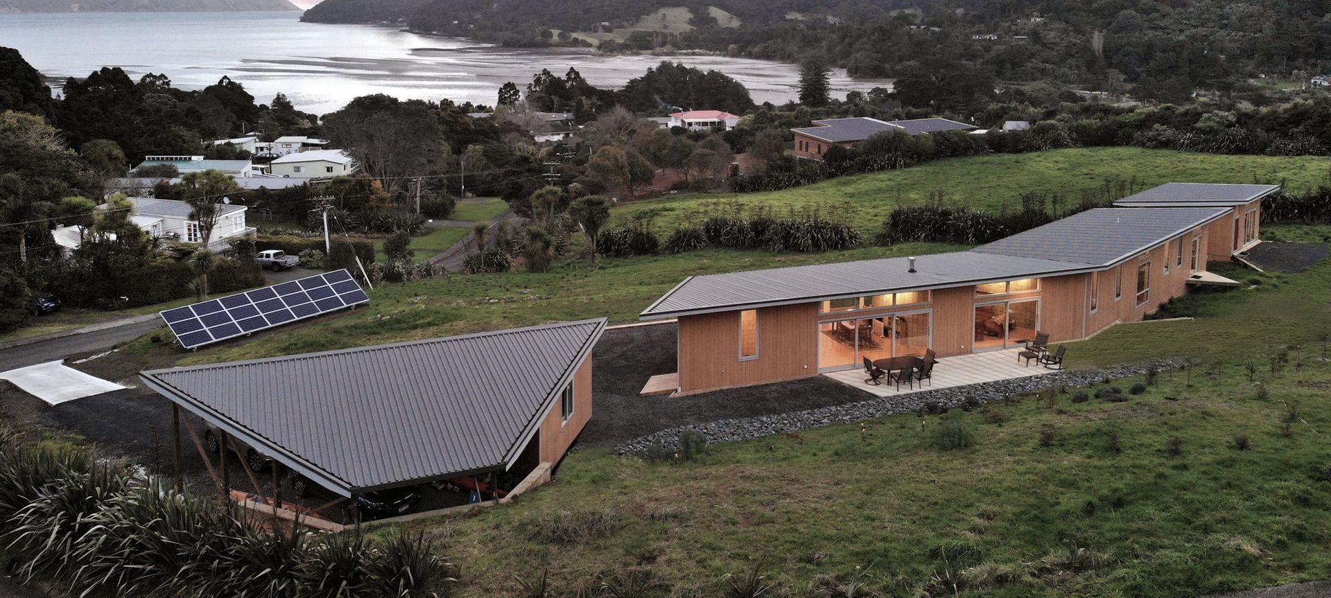 Huia House banner