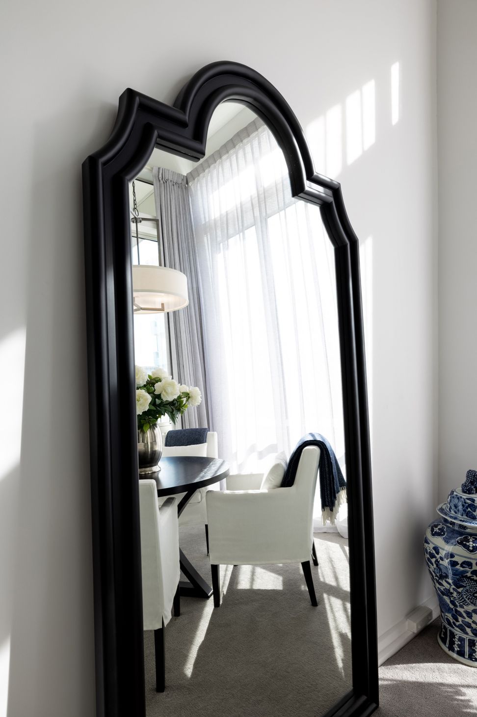 Timeless Elegance - Wellington inner-city apartment
