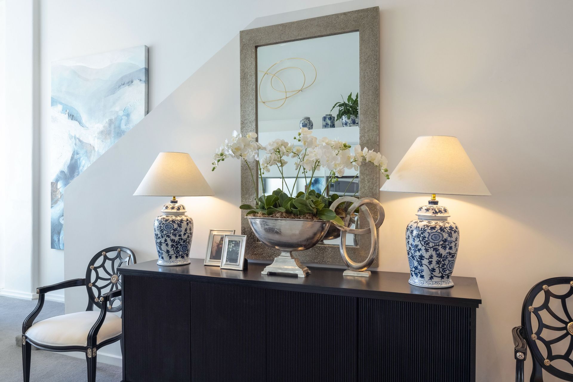 Timeless Elegance - Wellington inner-city apartment