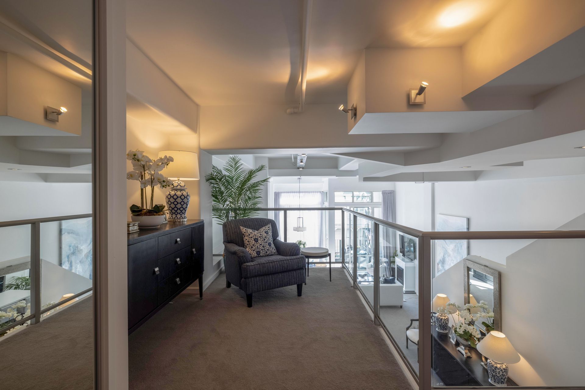 Timeless Elegance - Wellington inner-city apartment