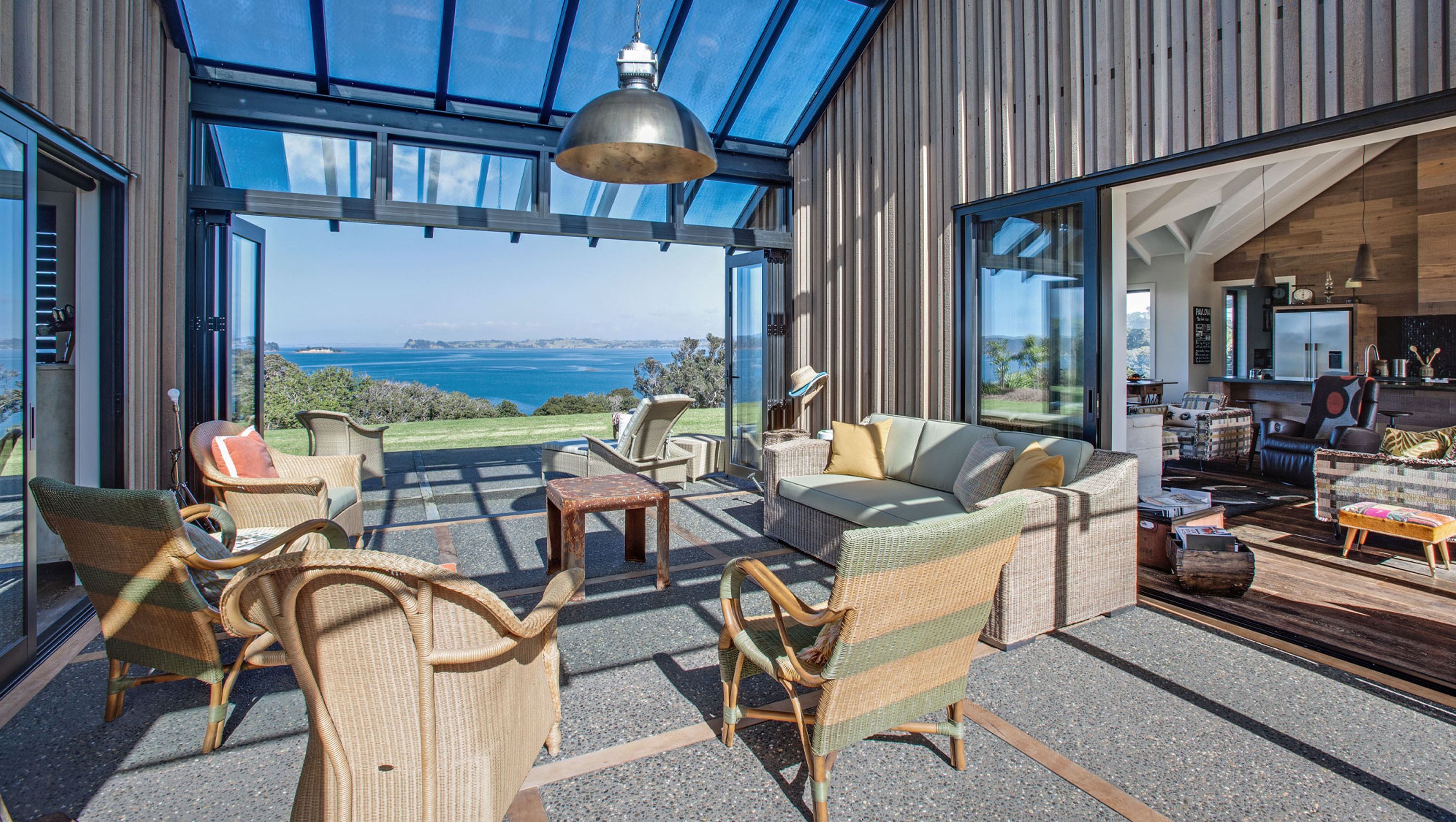 Tawharanui House