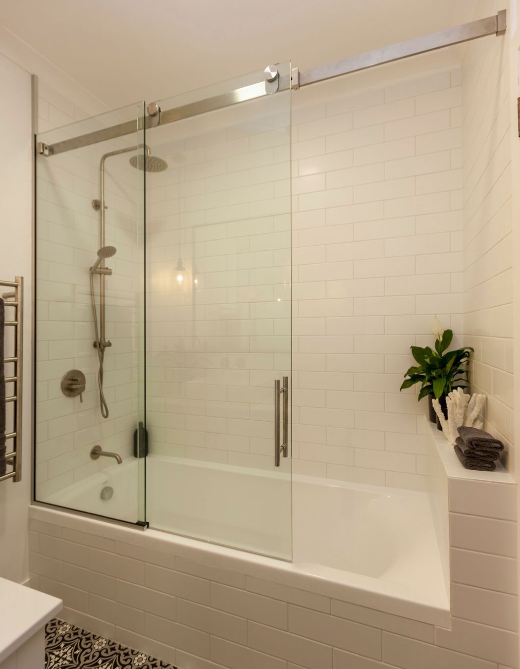 Modern monochrome villa - Wellington