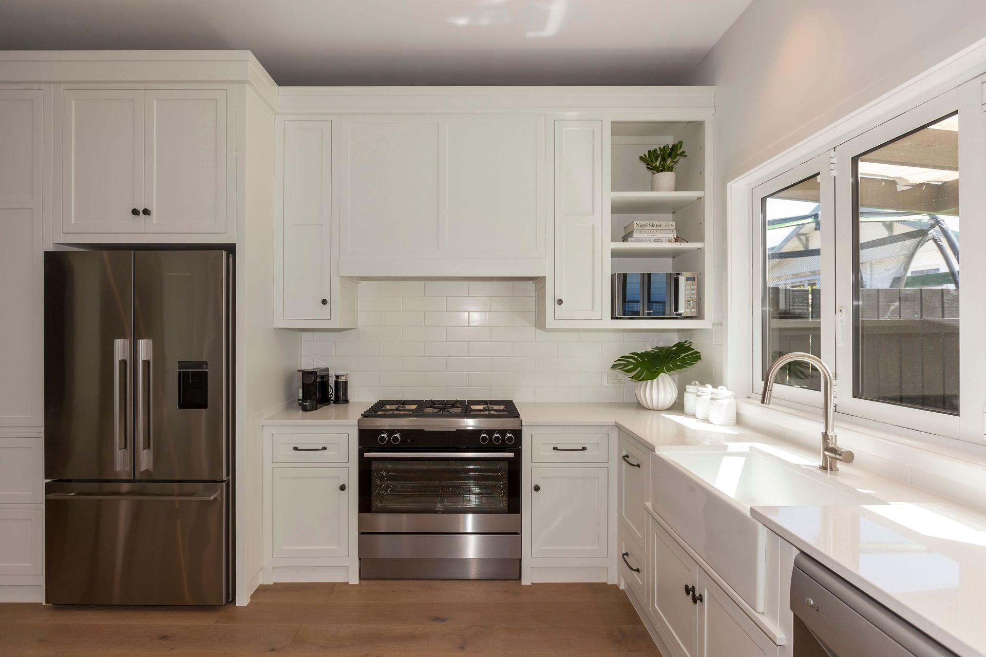 Modern monochrome villa - Wellington