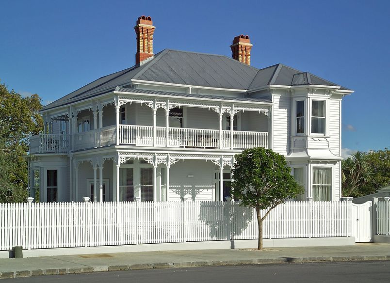 Papillon House