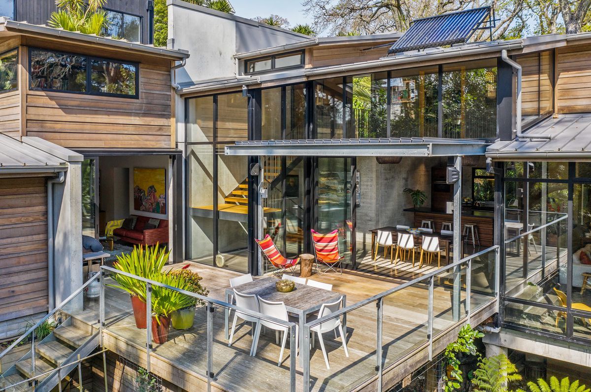 St Georges Bay Road Home