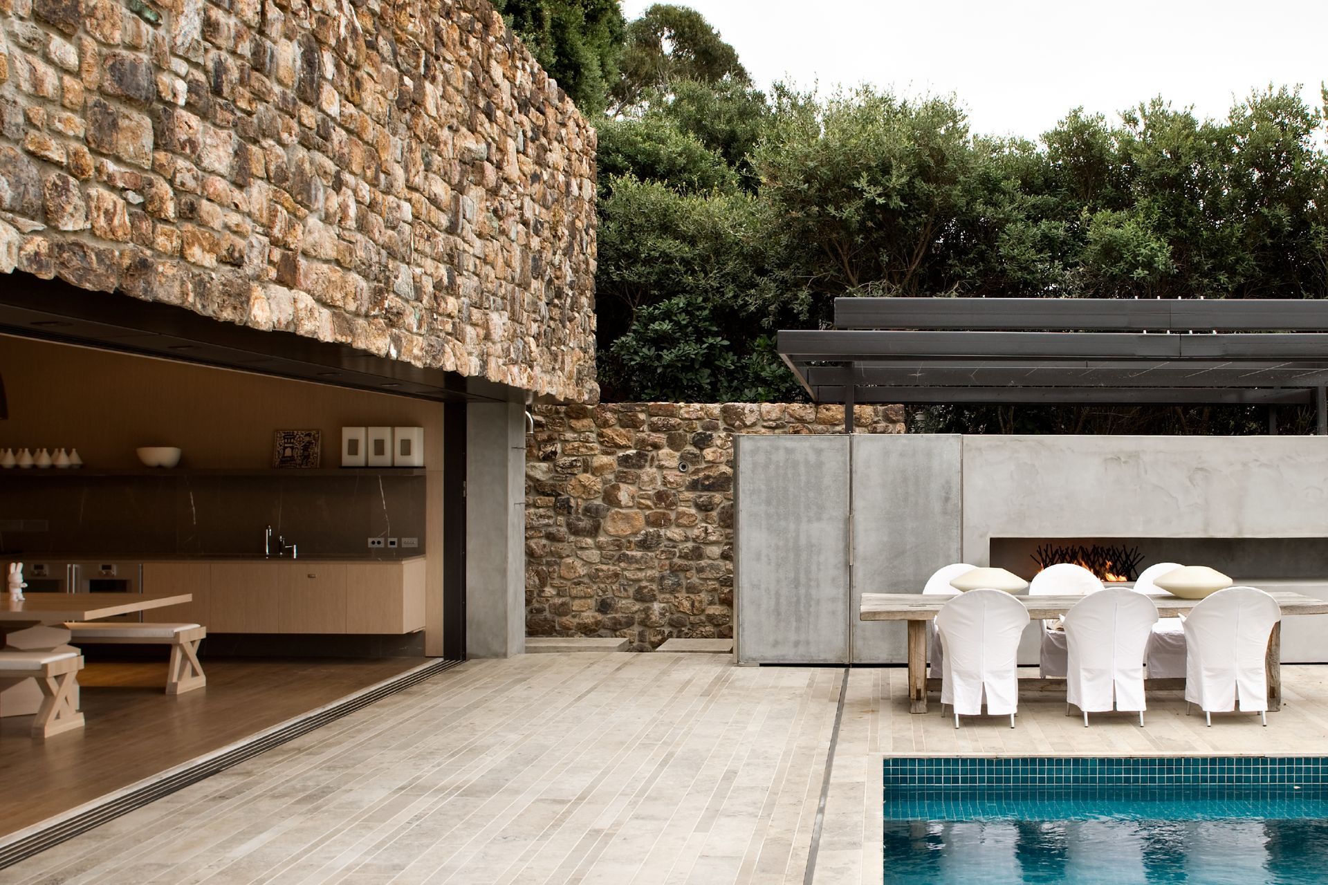 Local-Rock-House-Archipro7-ap-compressed.jpg